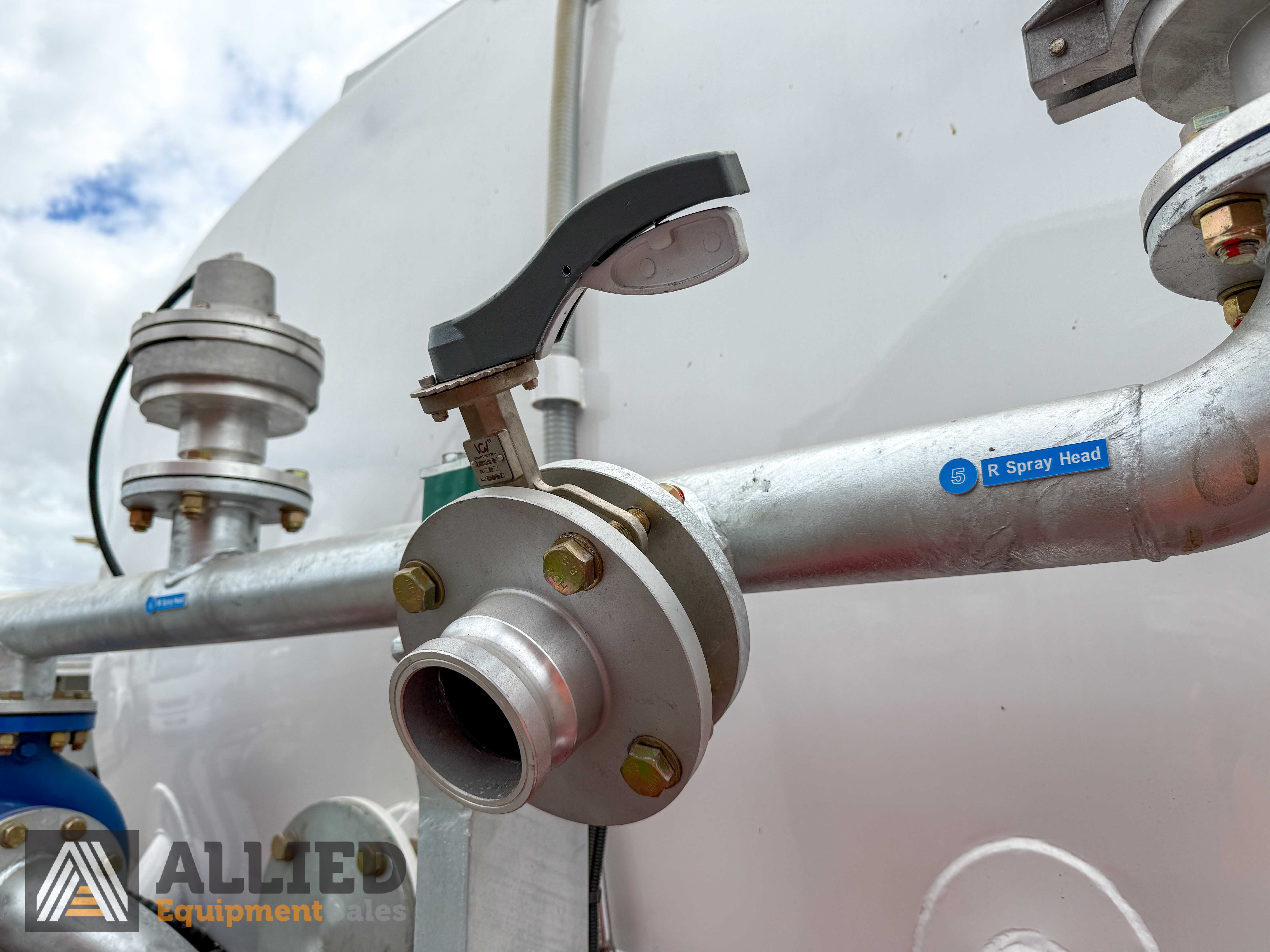NEW 2025 JAMIESON TRI AXLE WATER TANKER TRAILER