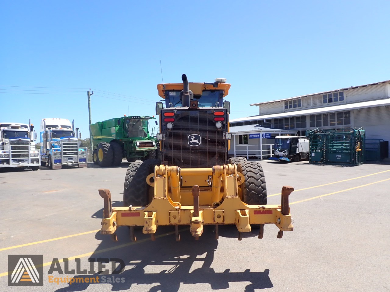 2017 JOHN DEERE 670GP MOTOR GRADER