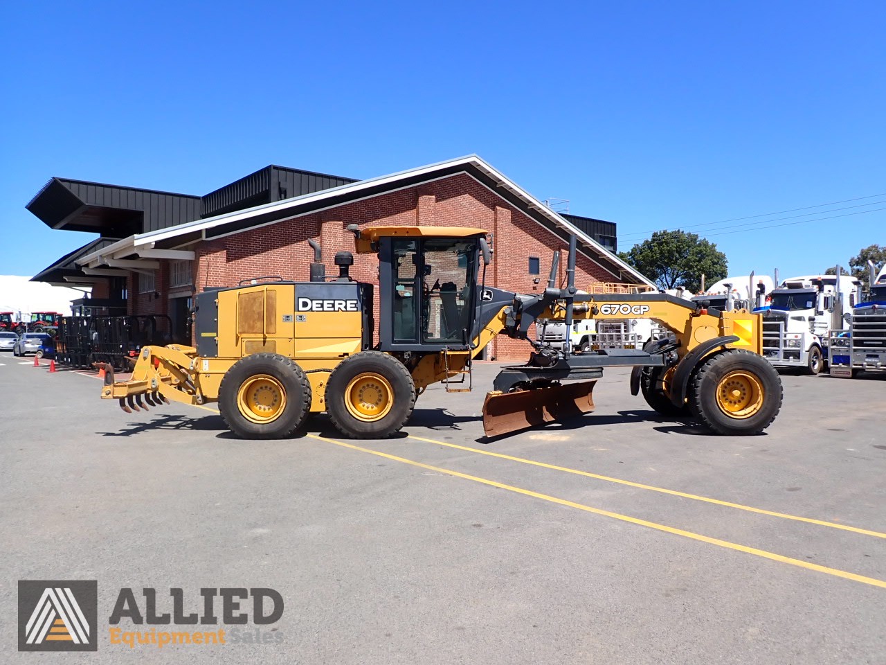 2017 JOHN DEERE 670GP MOTOR GRADER