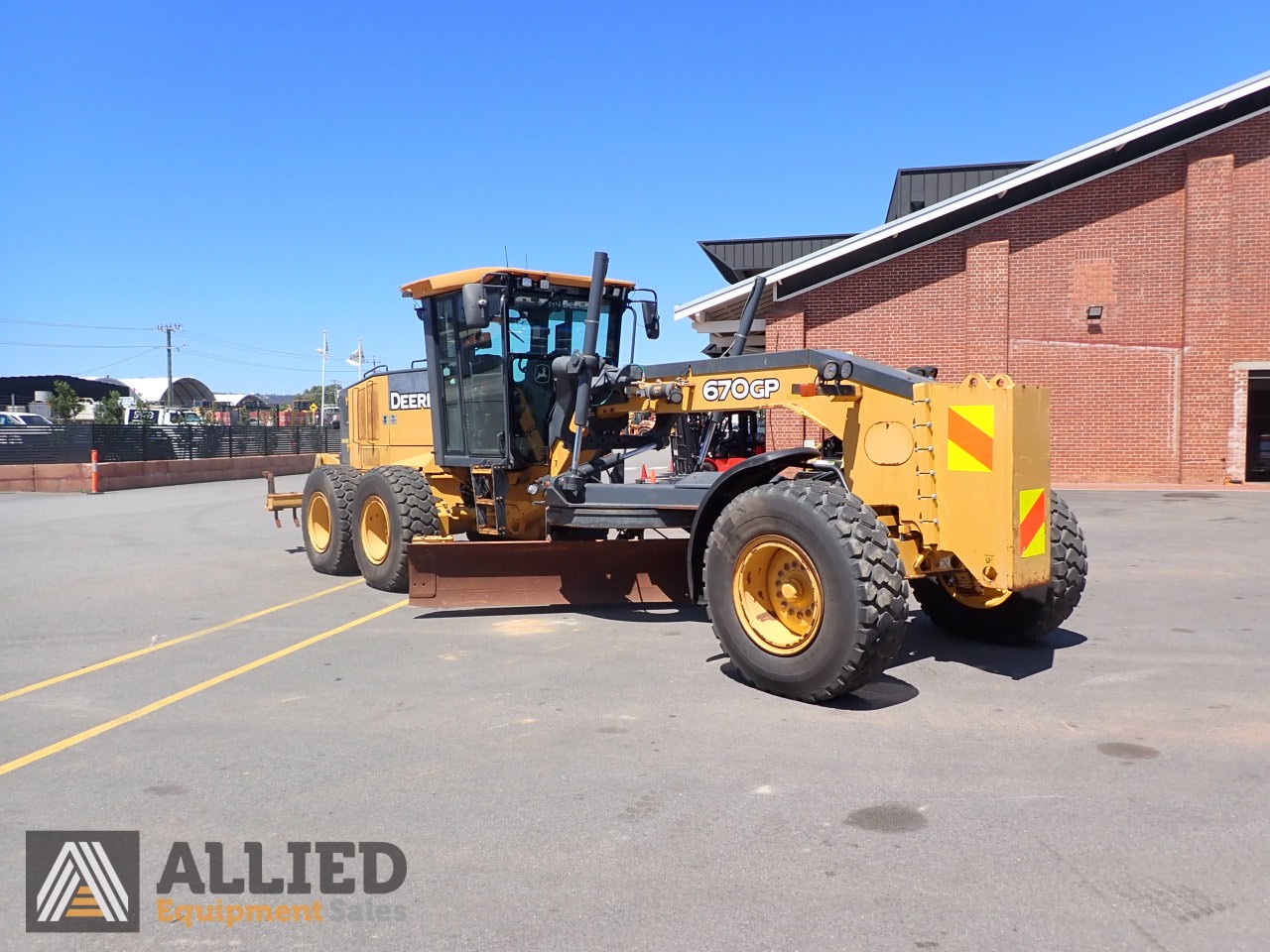 2017 JOHN DEERE 670GP MOTOR GRADER