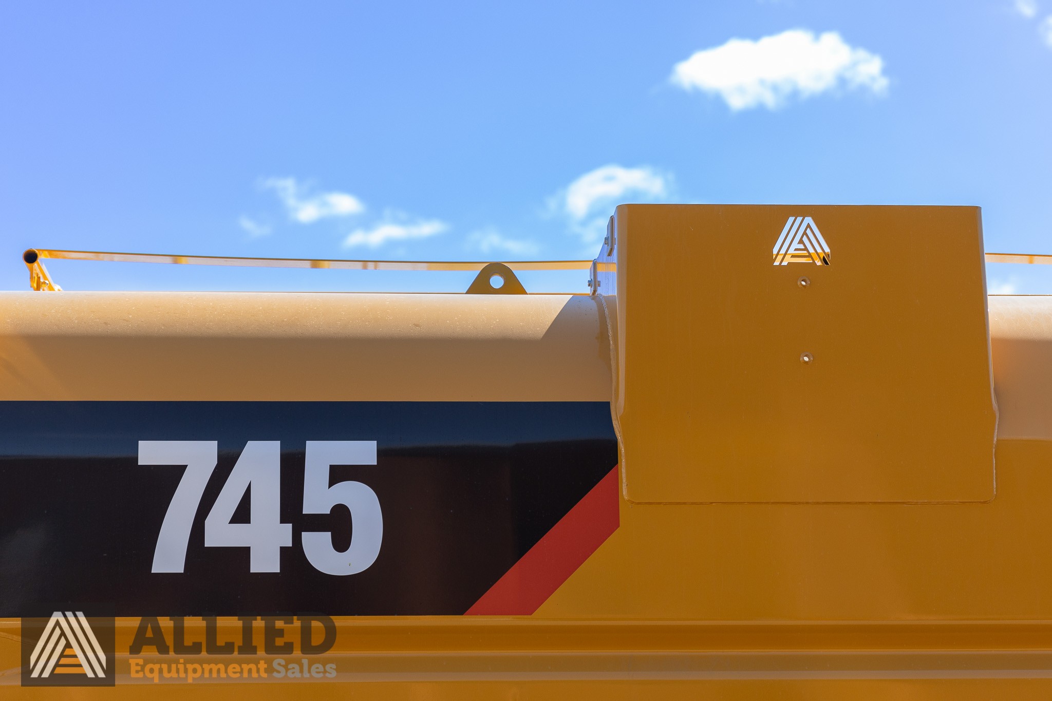 CATERPILLAR 745 ARTICULATED WATER CART C/W NEW BWF WATER MODULE