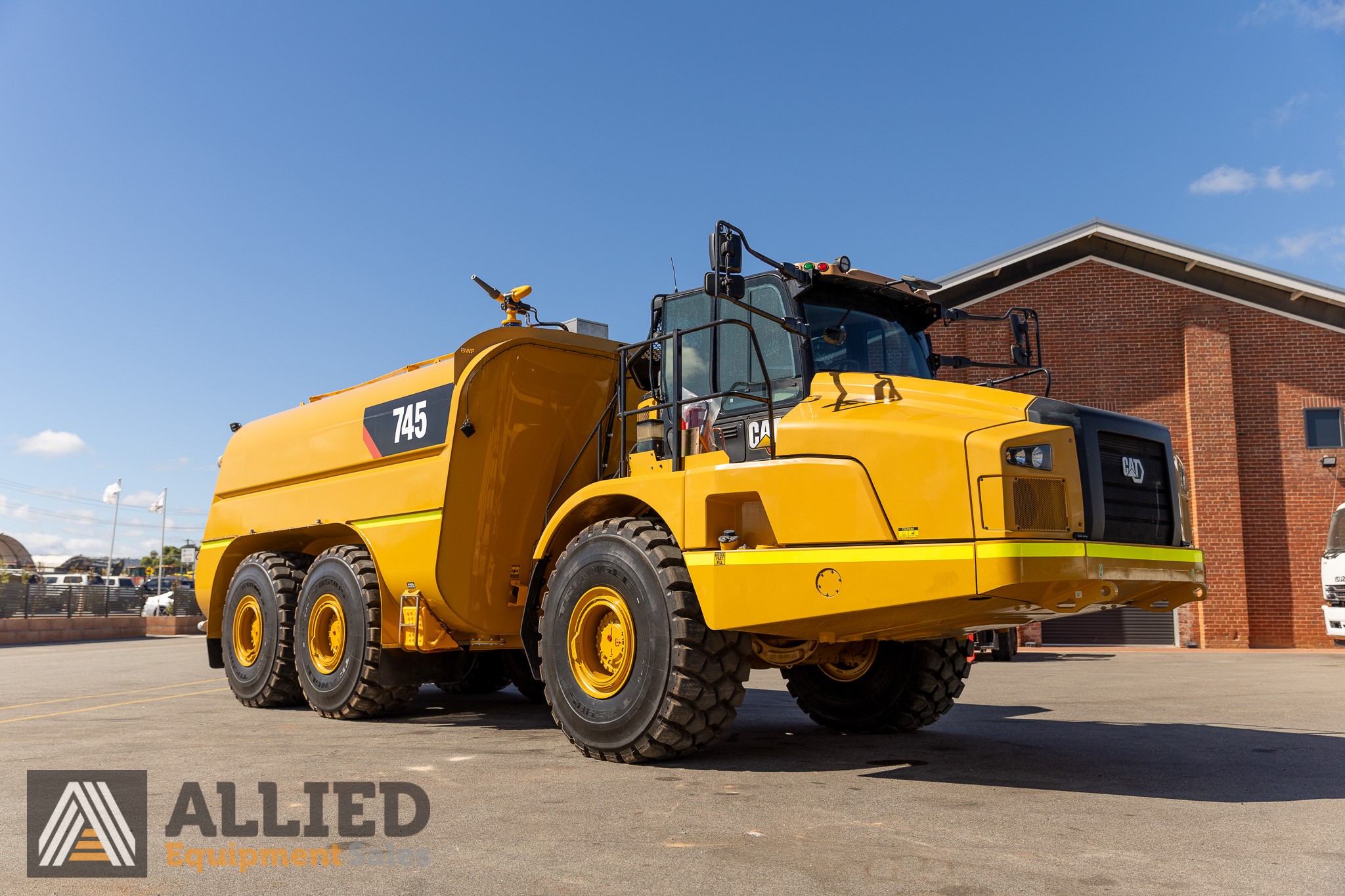 CATERPILLAR 745 ARTICULATED WATER CART C/W NEW BWF WATER MODULE