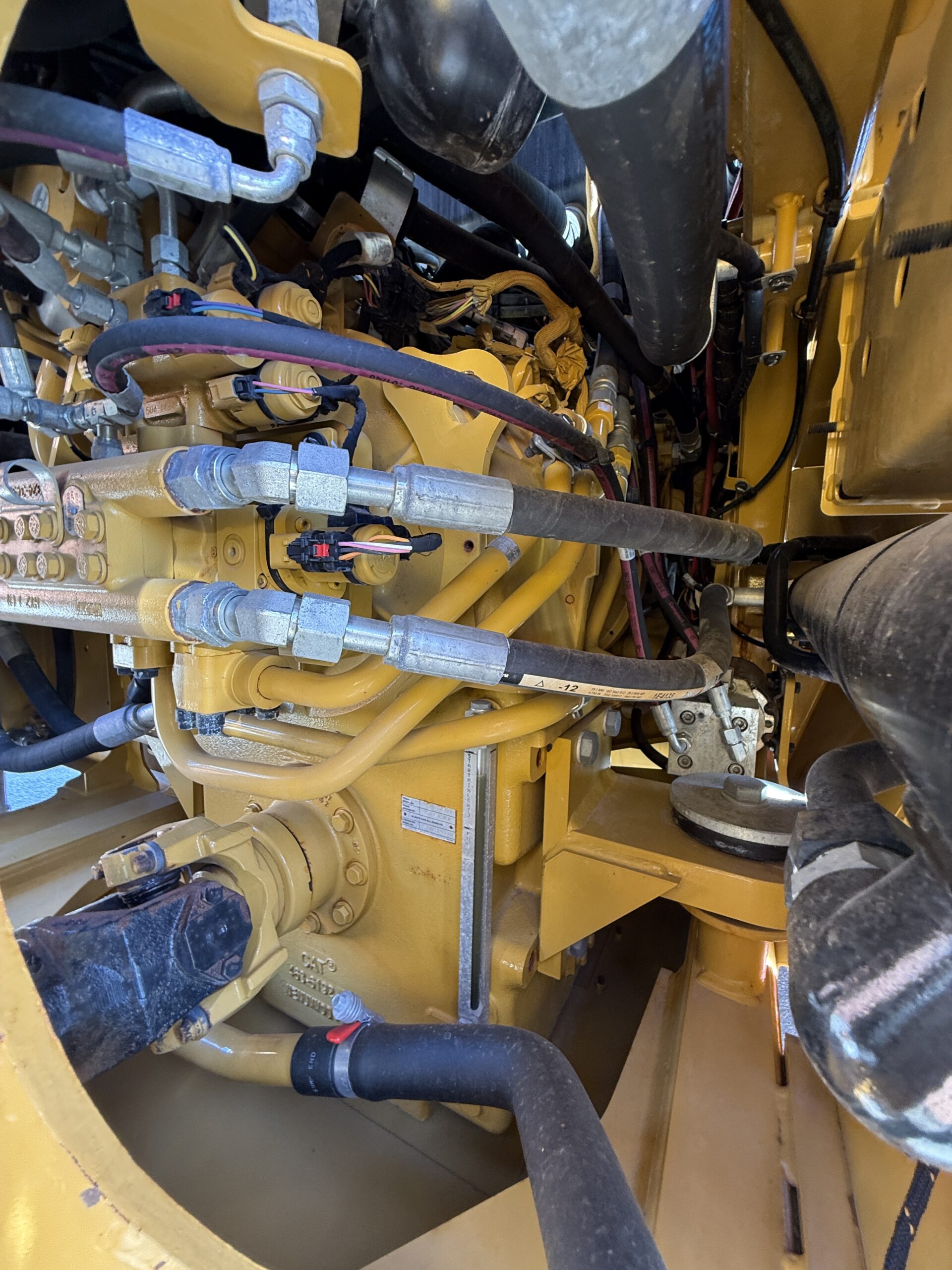 2022 CATERPILLAR 972NG WHEEL LOADER