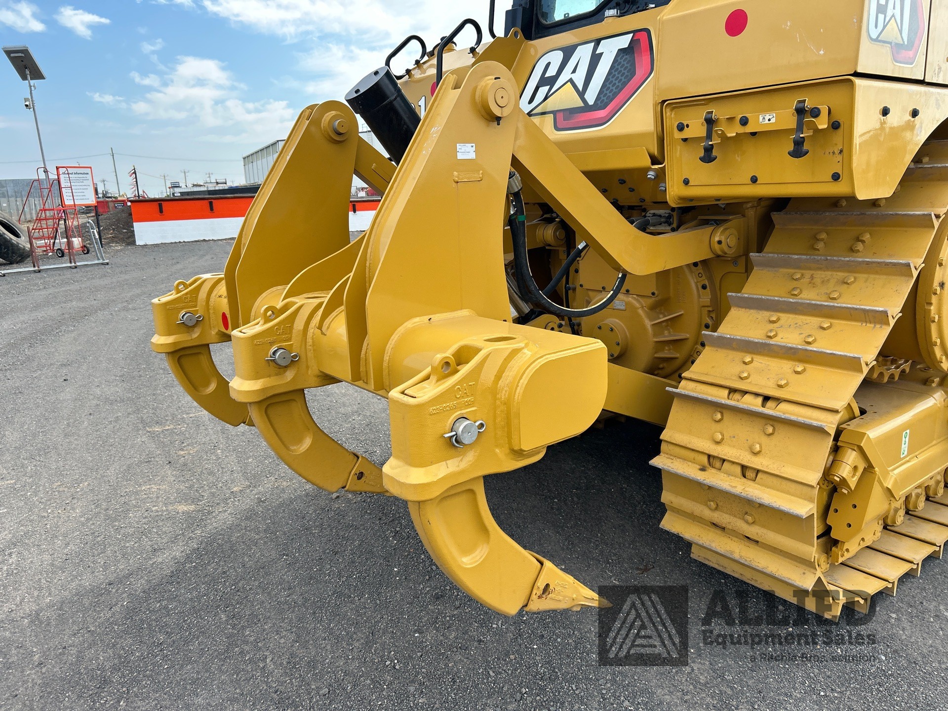 2023 CATERPILLAR D6 DOZER (TRACK TYPE TRACTOR)