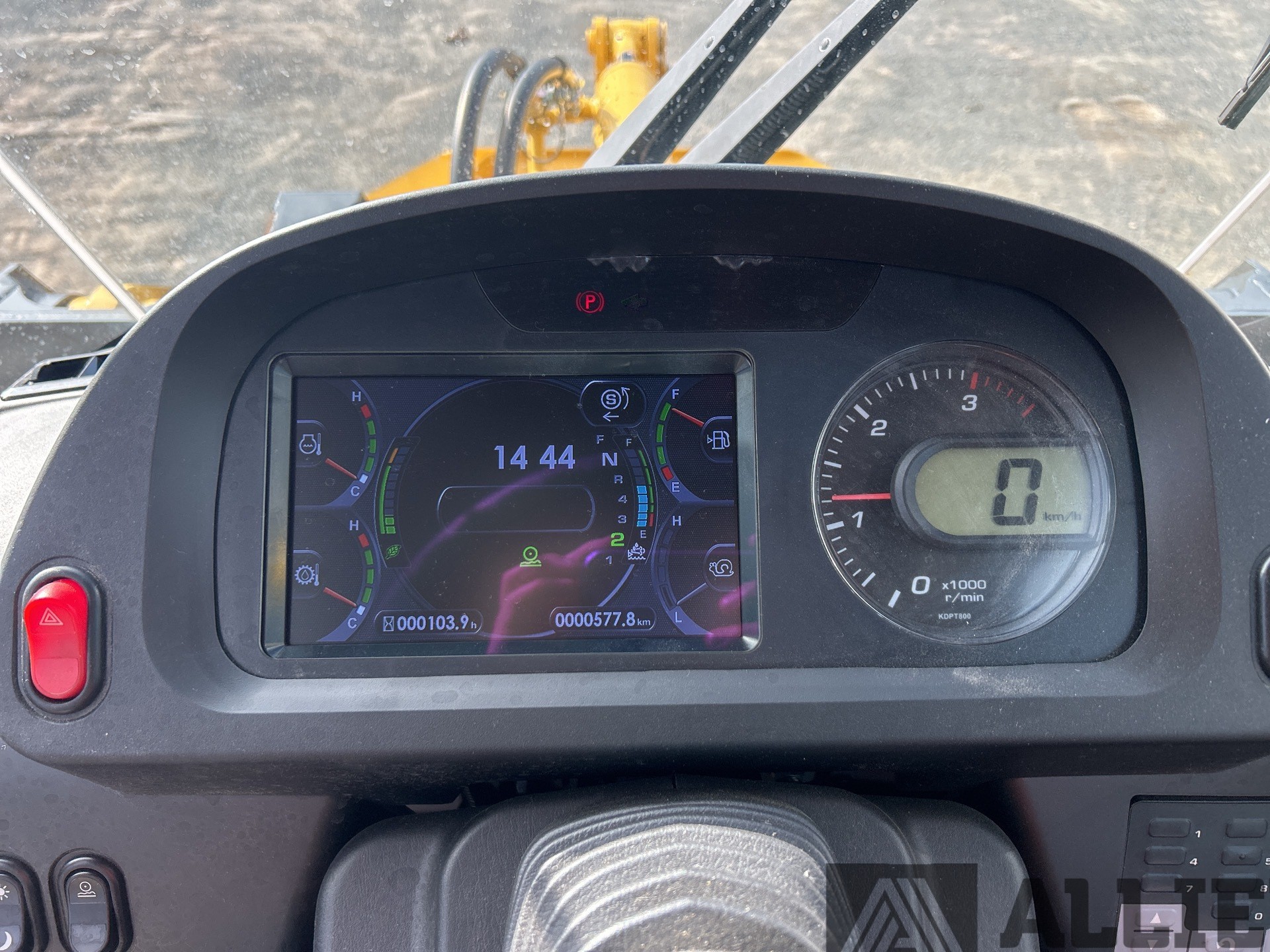 2023 KOMATSU WA100-8 WHEEL LOADER