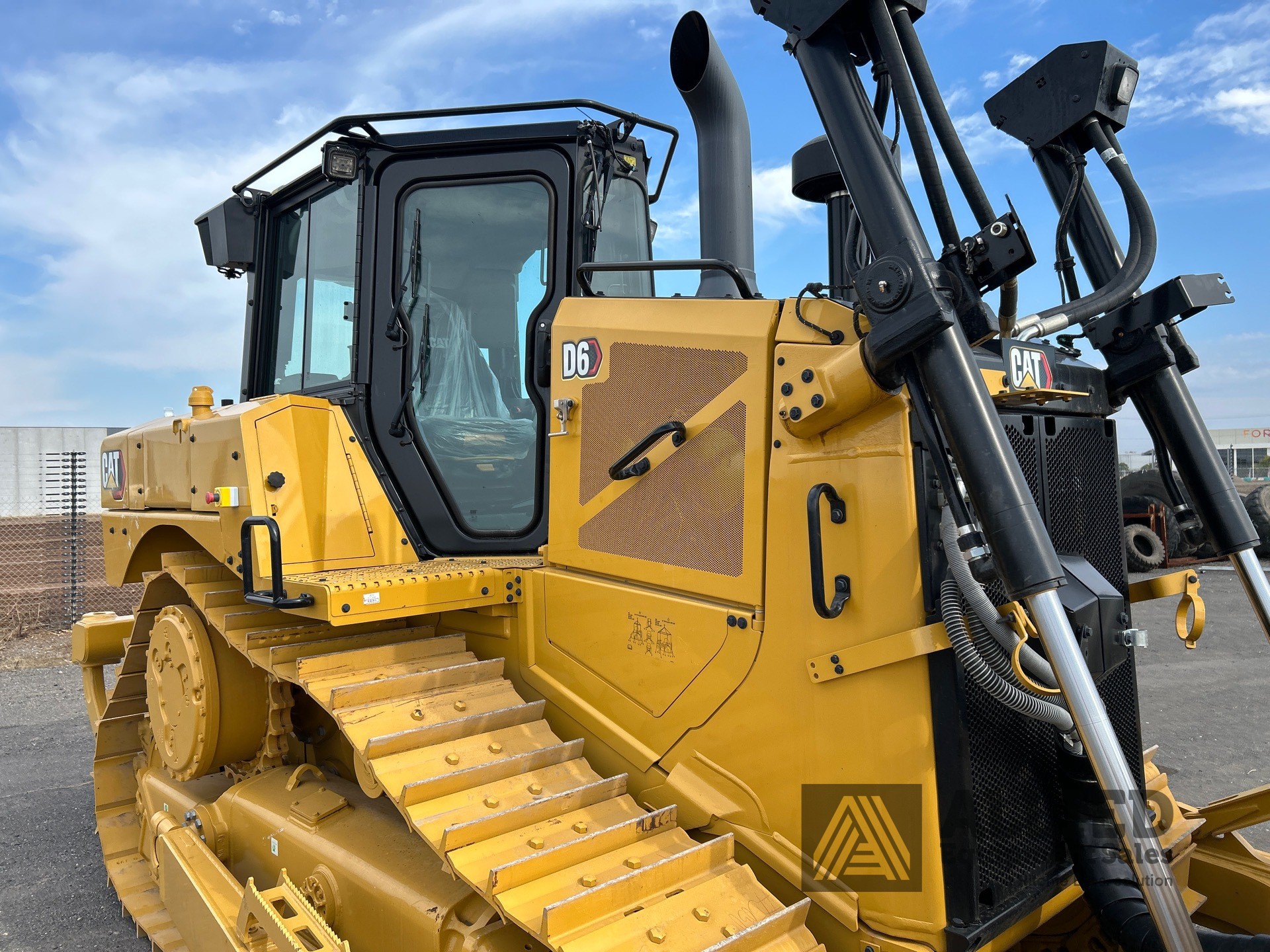 2023 CATERPILLAR D6 DOZER (TRACK TYPE TRACTOR)