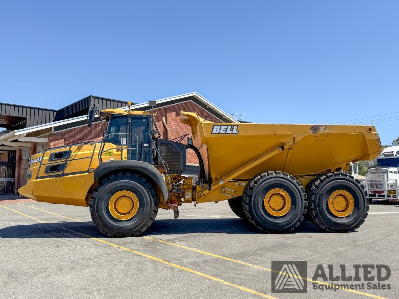 2017 BELL B40E ARTICULATED DUMP TRUCK