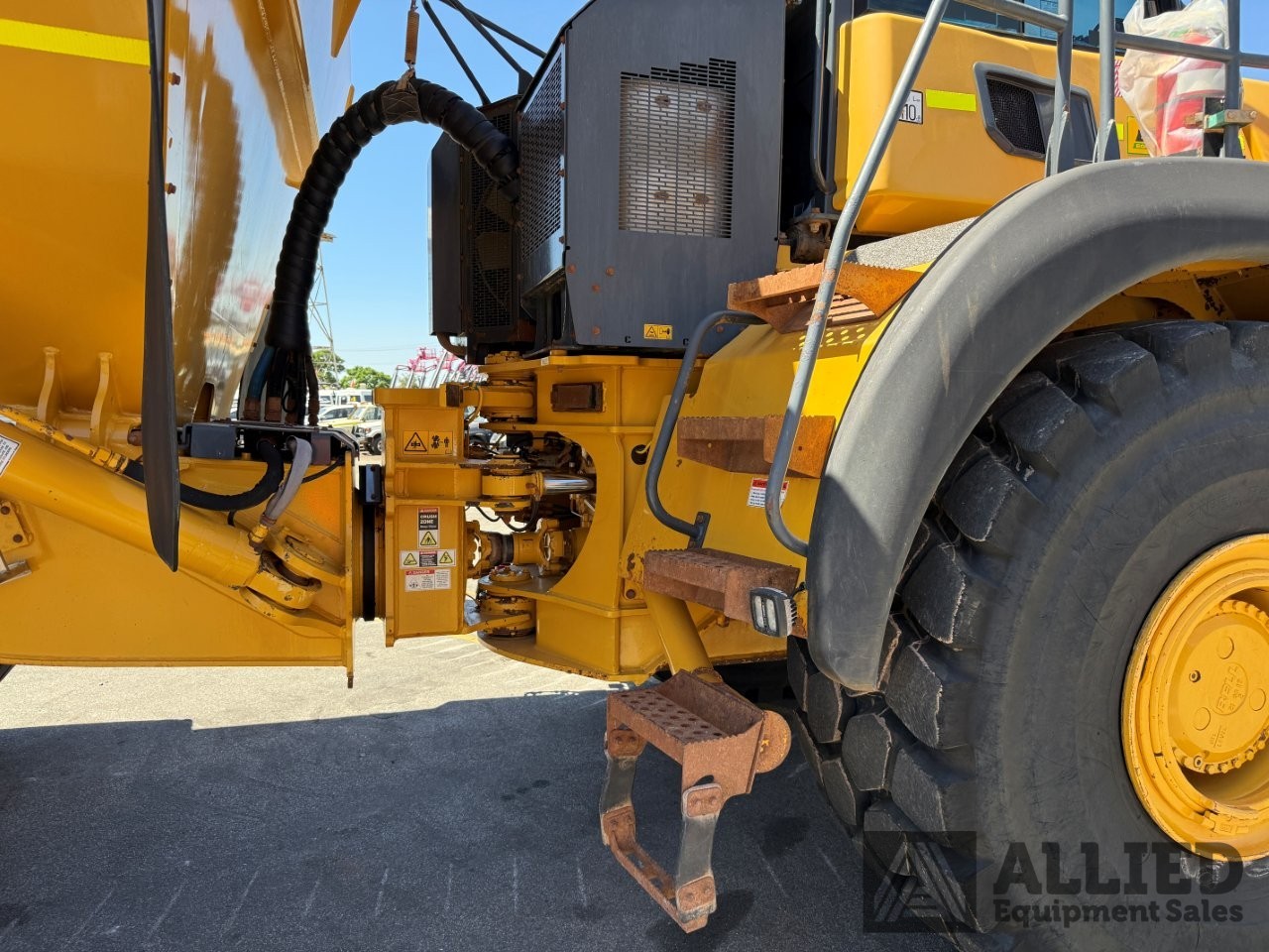 2017 BELL B40E ARTICULATED DUMP TRUCK