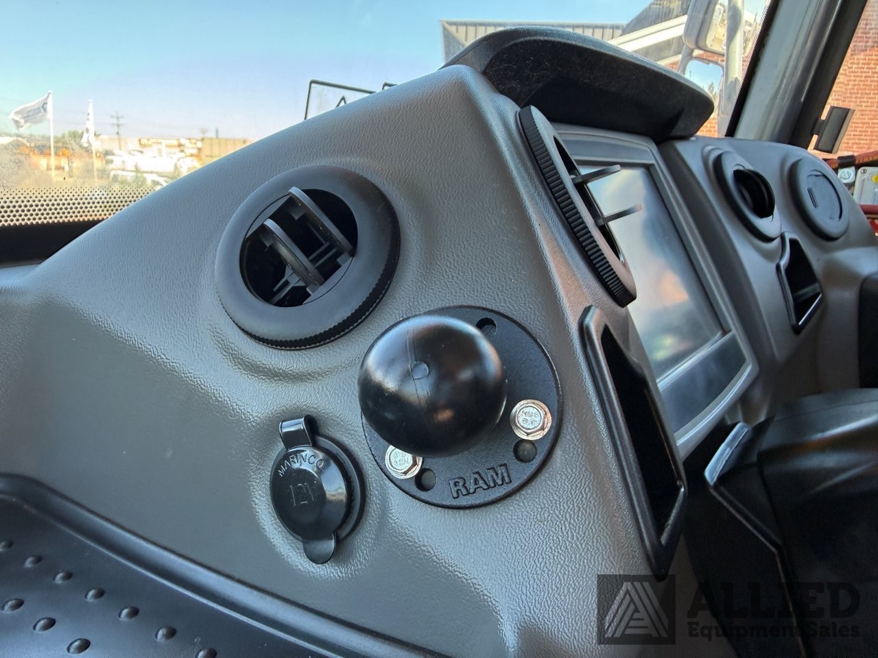 2017 BELL B40E ARTICULATED DUMP TRUCK