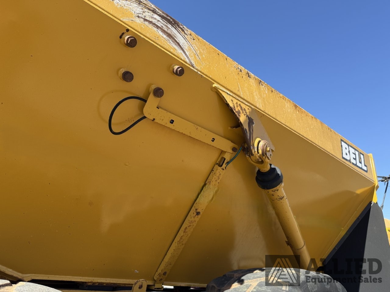 2017 BELL B40E ARTICULATED DUMP TRUCK