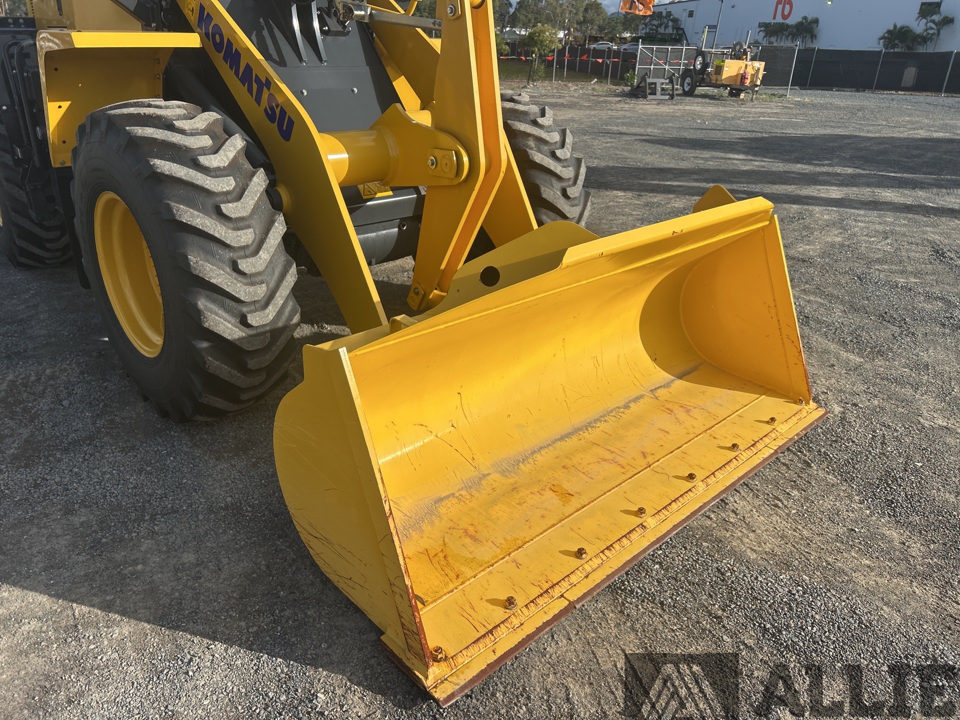 2023 KOMATSU WA100-8 WHEEL LOADER