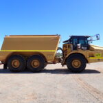 2019 CATERPILLAR 740GC ARTICULATED WATER TRUCK