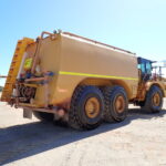 2019 CATERPILLAR 740GC ARTICULATED WATER TRUCK