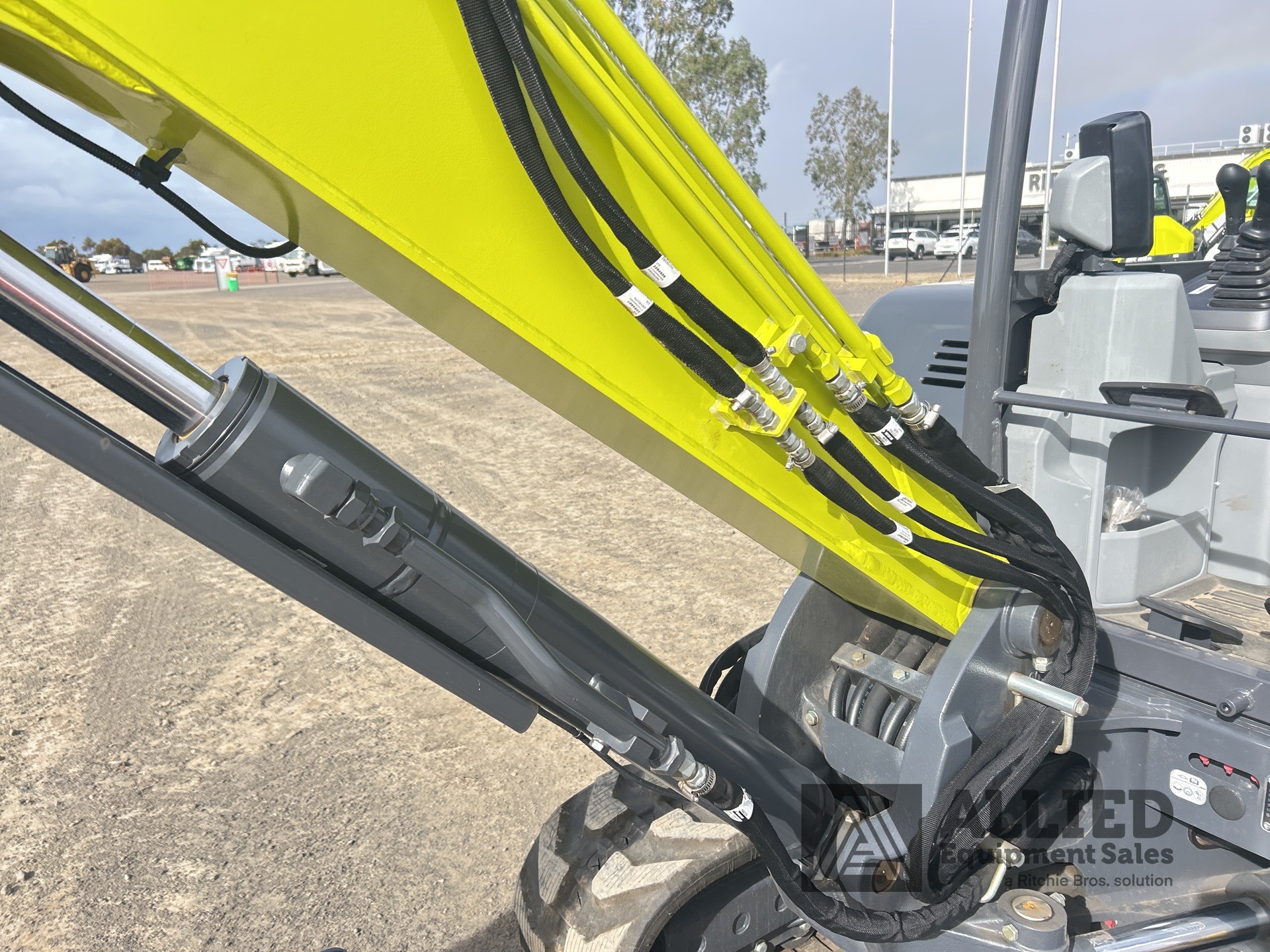 2024 Develon DX55R-7M Mini Excavator (Unused)