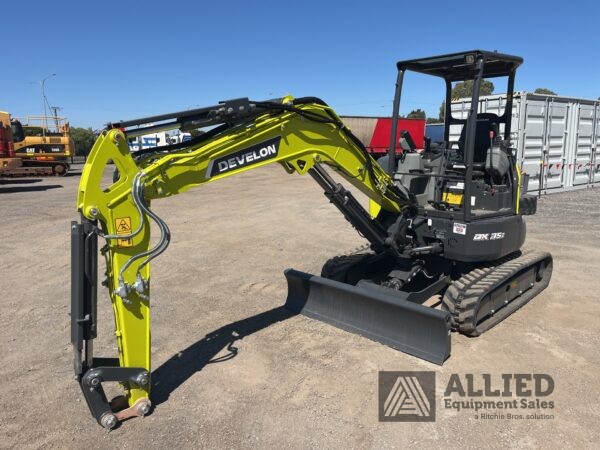 2024 Develon DX35Z-7M Mini Excavator (Unused)