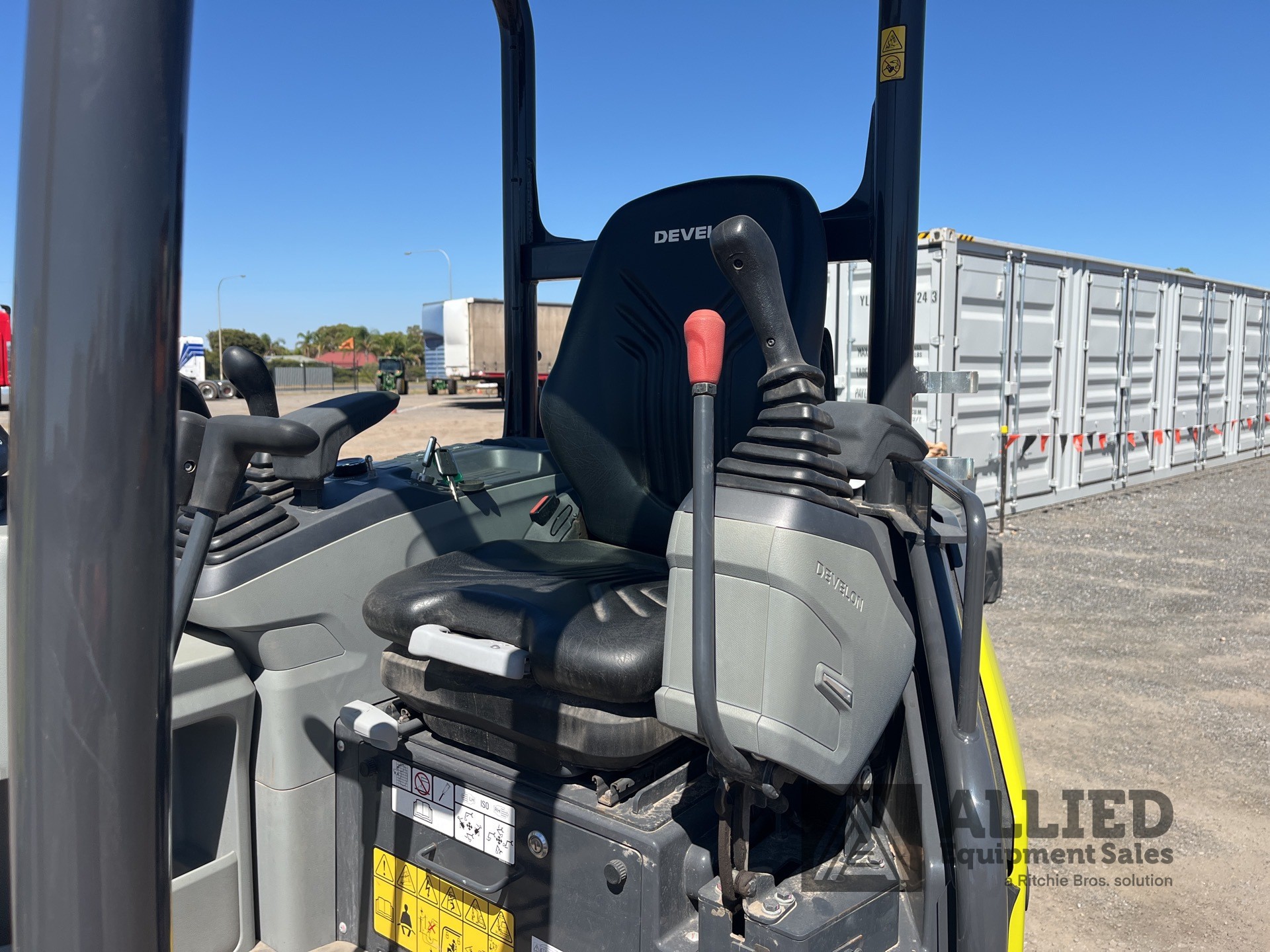 2024 Develon DX35Z-7M Mini Excavator (Unused)