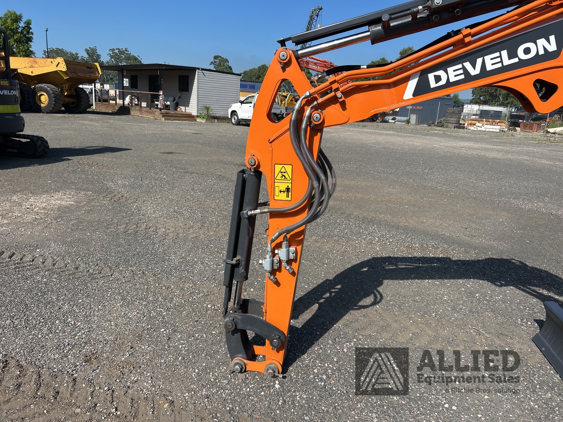 2024 Develon DX27Z-7M Mini Excavator (Unused)