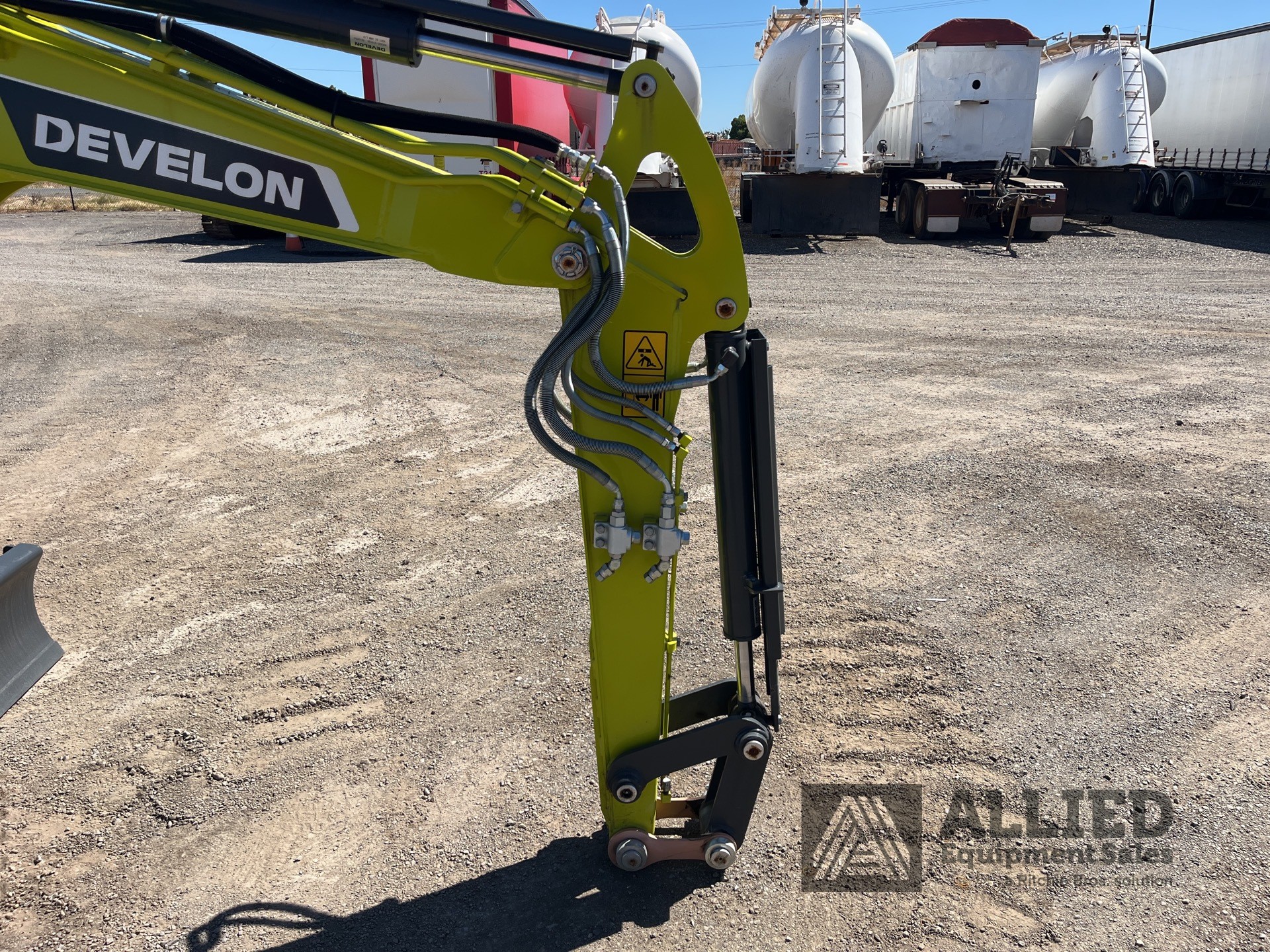 2024 Develon DX35Z-7M Mini Excavator (Unused)