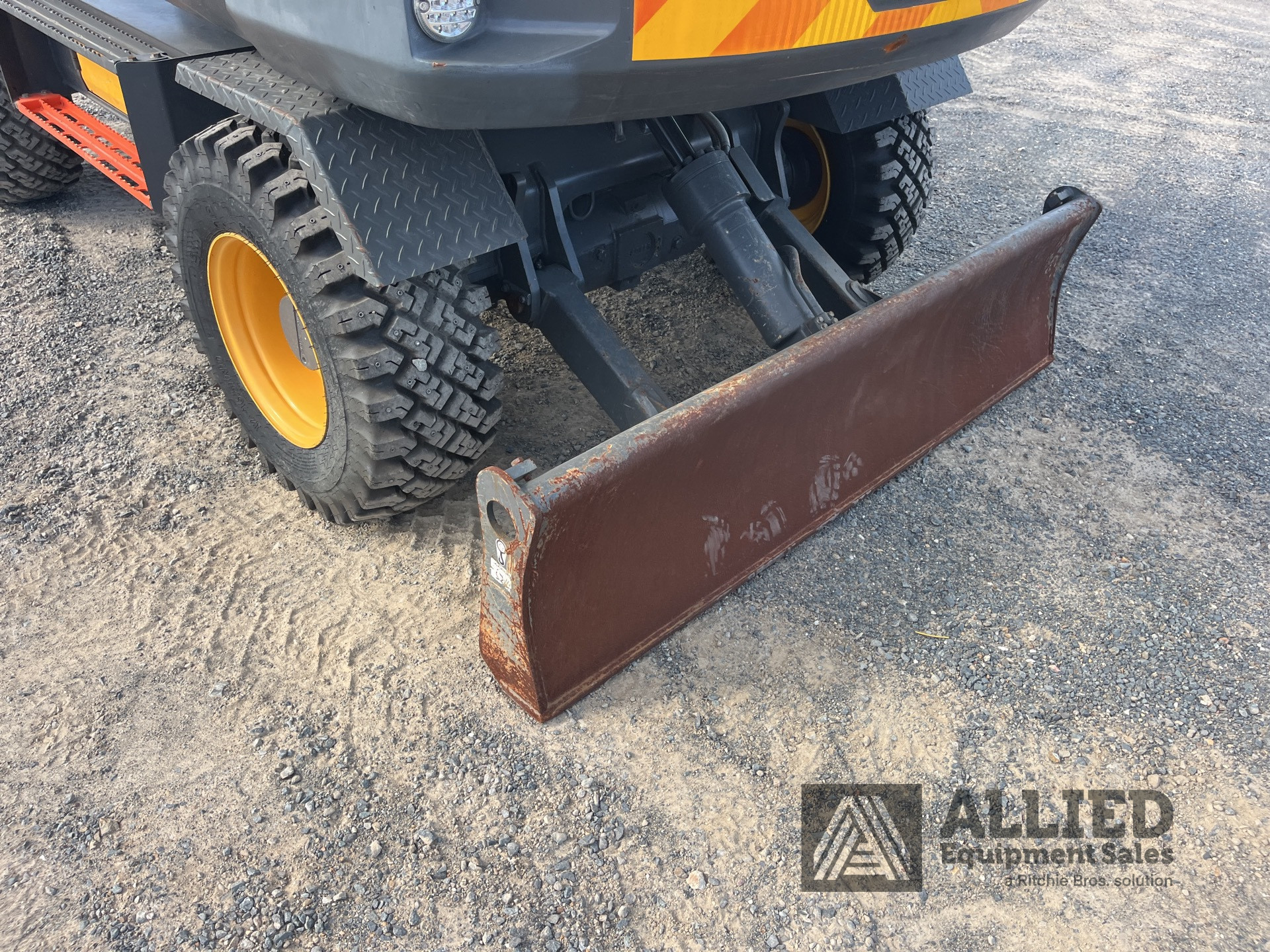 2021 VOLVO EW60E WHEEL EXCAVATOR