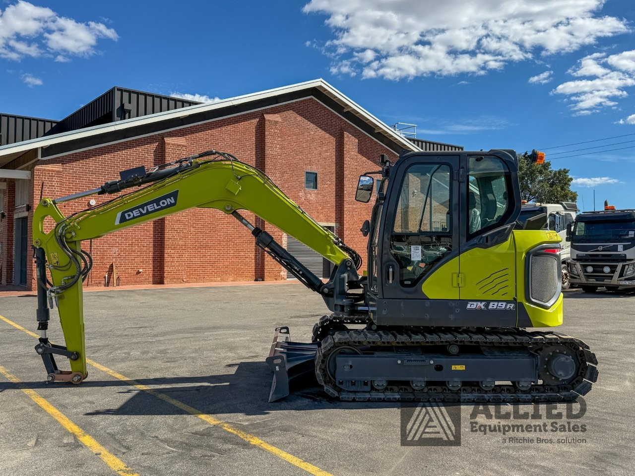 2024 Develon DX89R-7 Hydraulic Excavator (Unused)