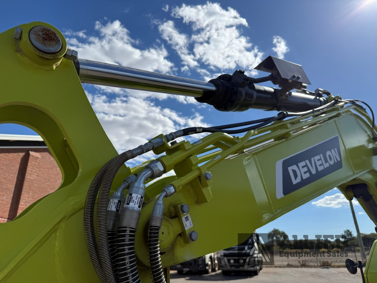2024 Develon DX89R-7 Hydraulic Excavator (Unused)