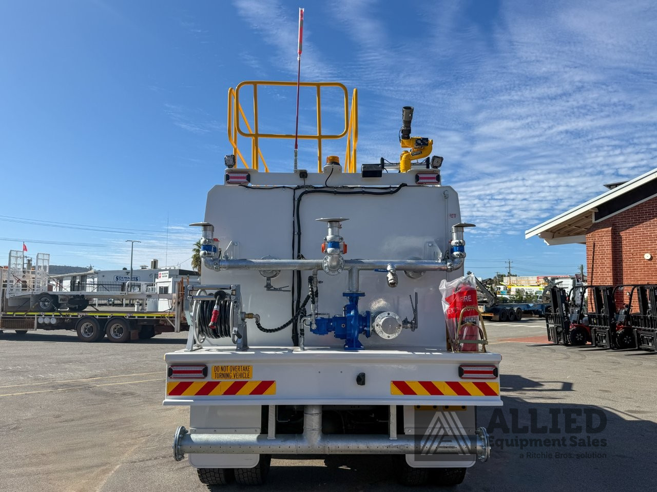 2025 ISUZU FYH 320-355 18000L WATER TRUCK