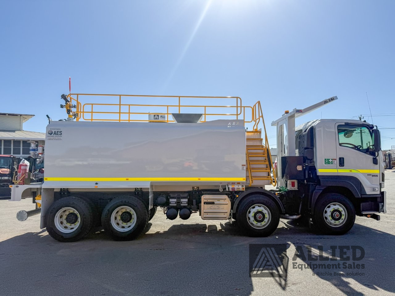 2025 ISUZU FYH 320-355 18000L WATER TRUCK