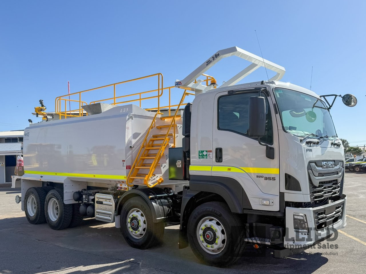 2025 ISUZU FYH 320-355 18000L WATER TRUCK