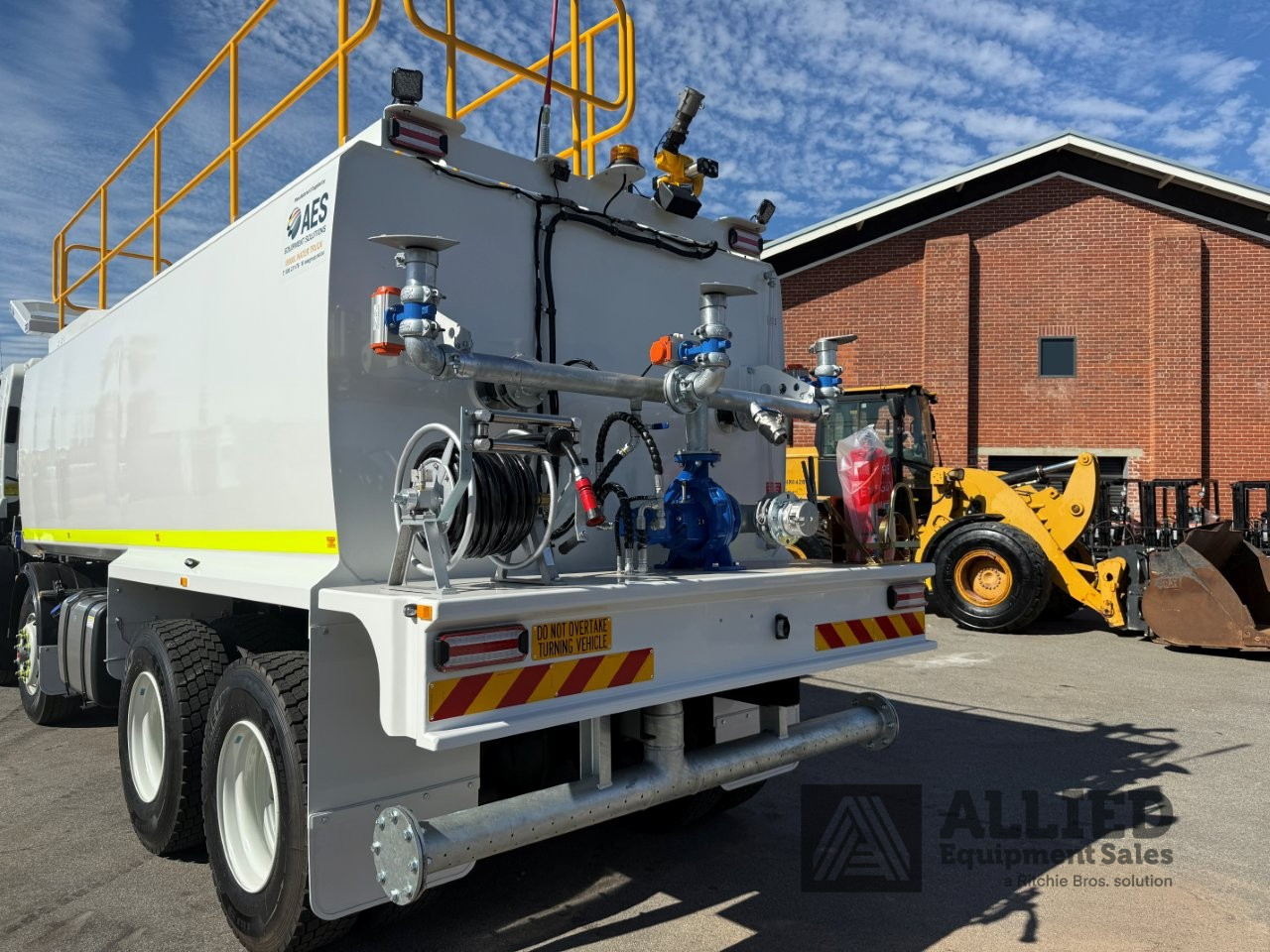 2025 ISUZU FYH 320-355 18000L WATER TRUCK