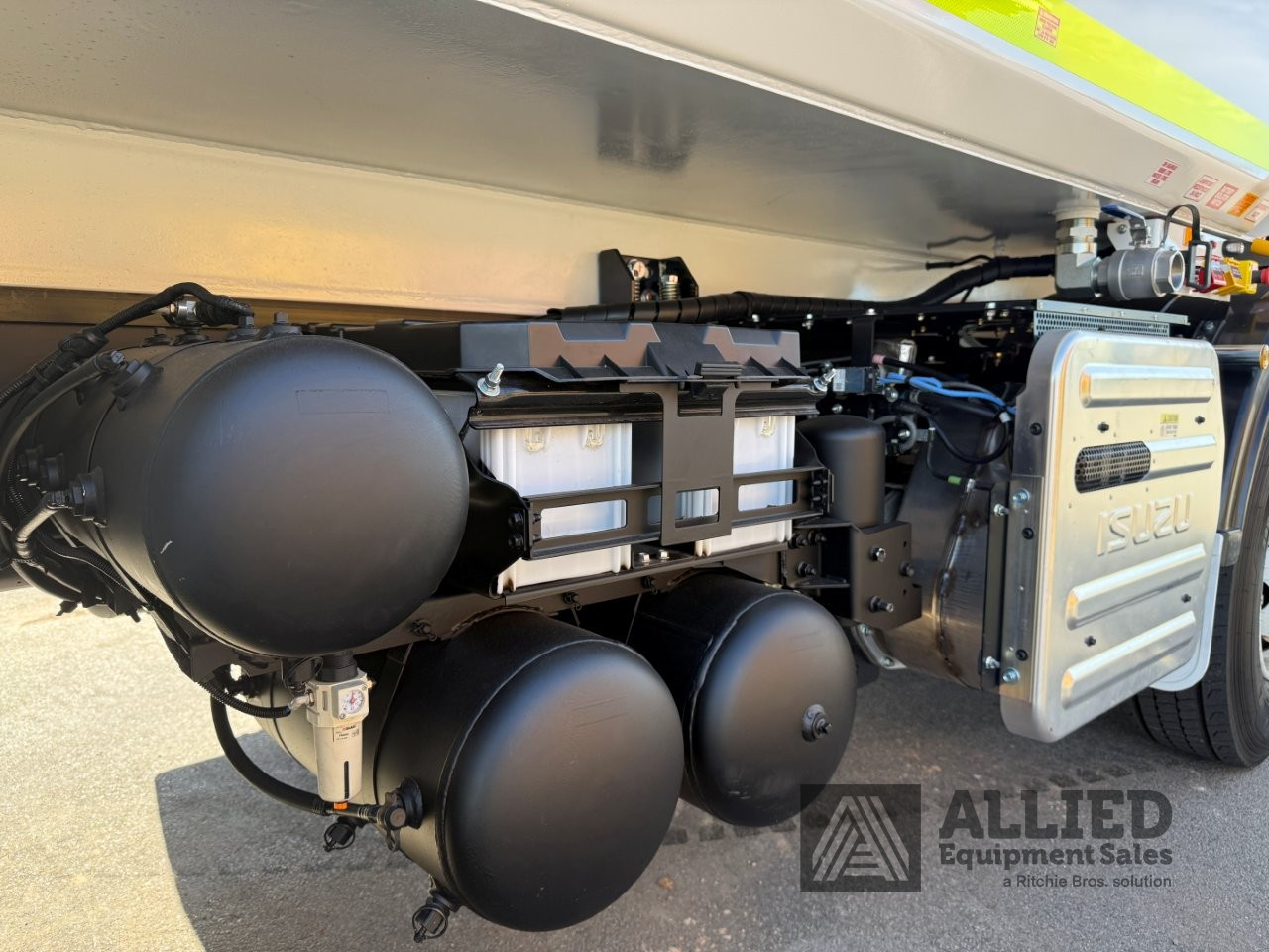 2025 ISUZU FYH 320-355 18000L WATER TRUCK