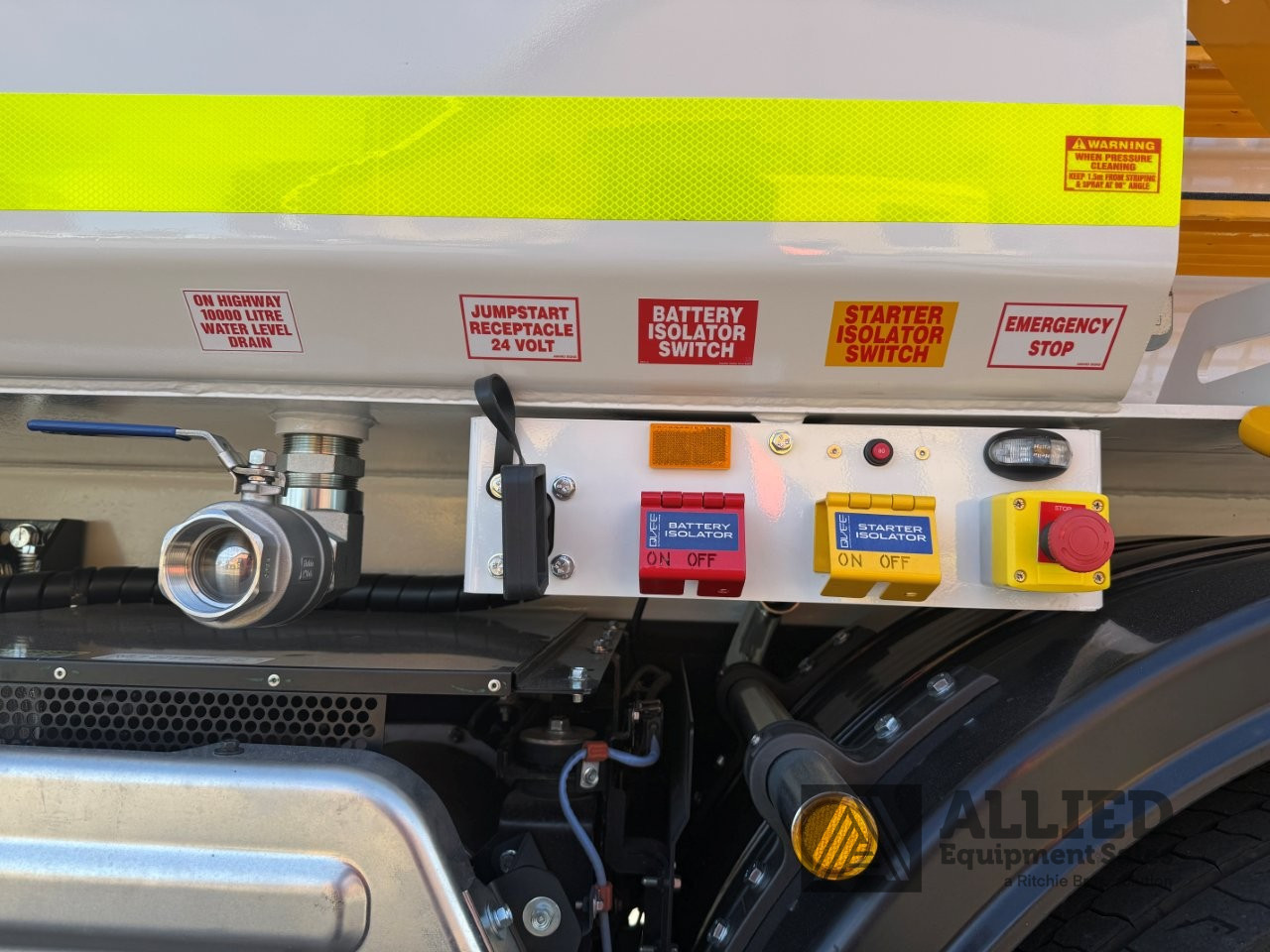 2025 ISUZU FYH 320-355 18000L WATER TRUCK