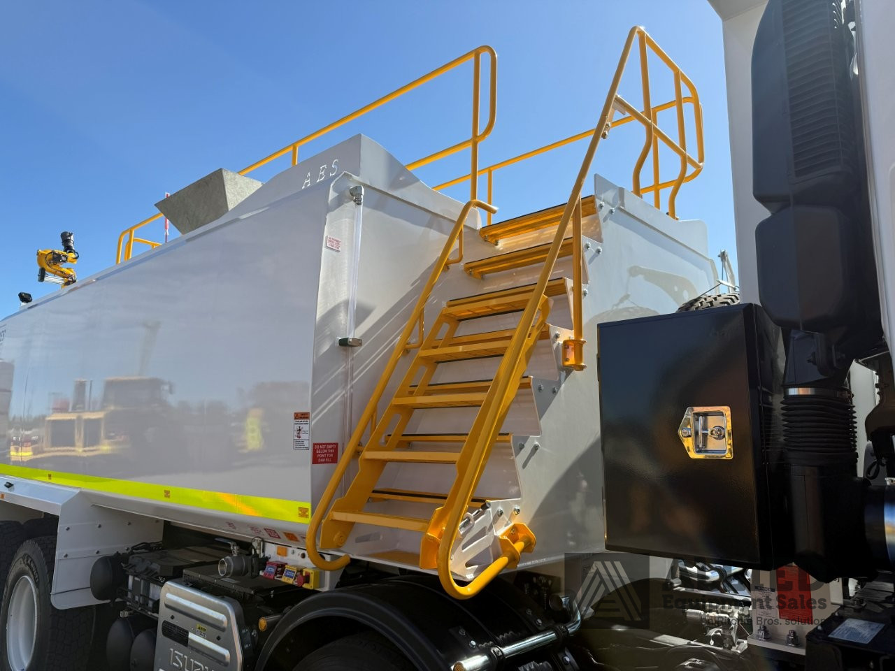 2025 ISUZU FYH 320-355 18000L WATER TRUCK