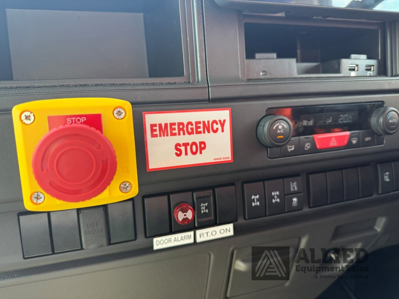 2025 ISUZU FYH 320-355 18000L WATER TRUCK