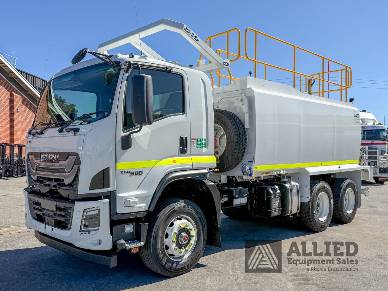 2025 ISUZU FVZ 260-300 14000L WATER TRUCK