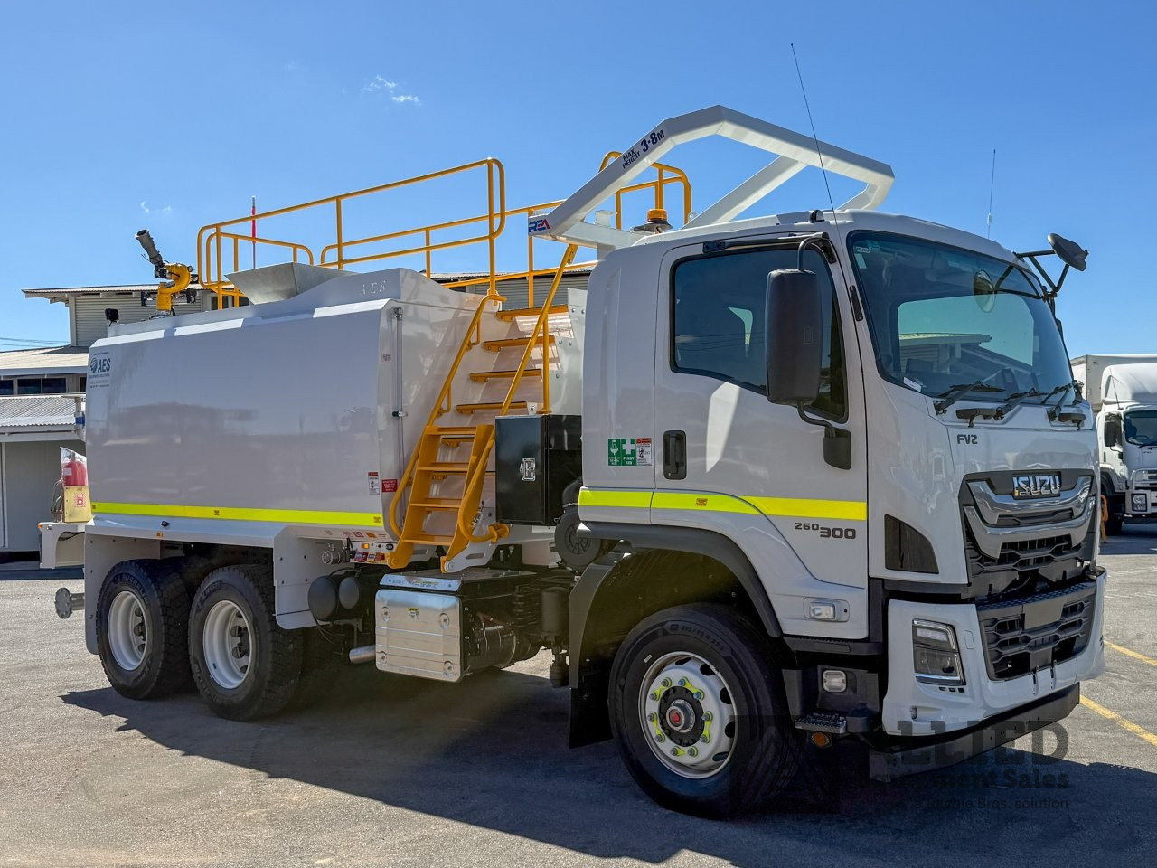 2025 ISUZU FVZ 260-300 14000L WATER TRUCK