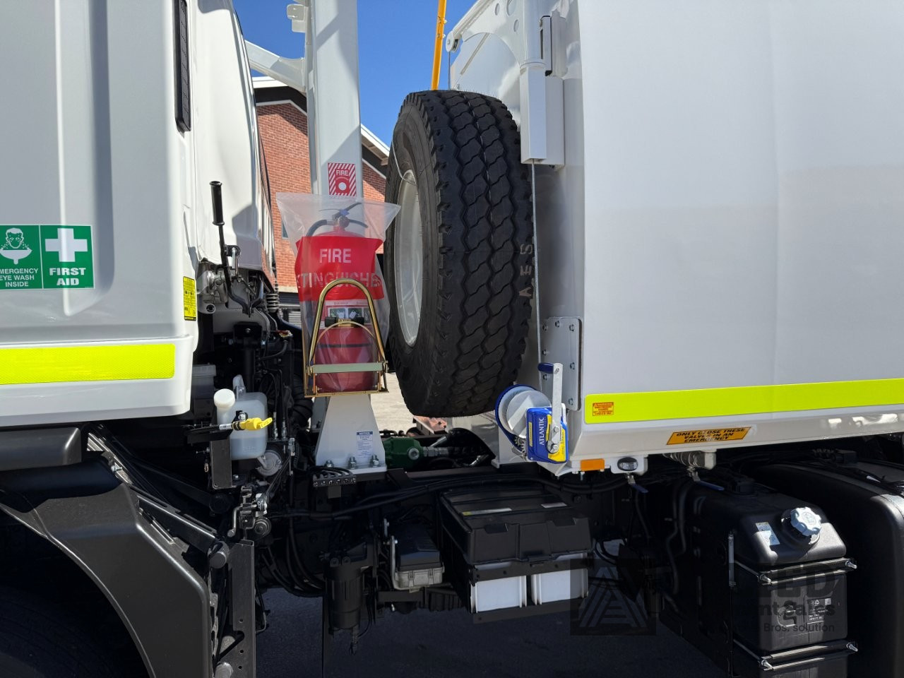 2025 ISUZU FVZ 260-300 14000L WATER TRUCK