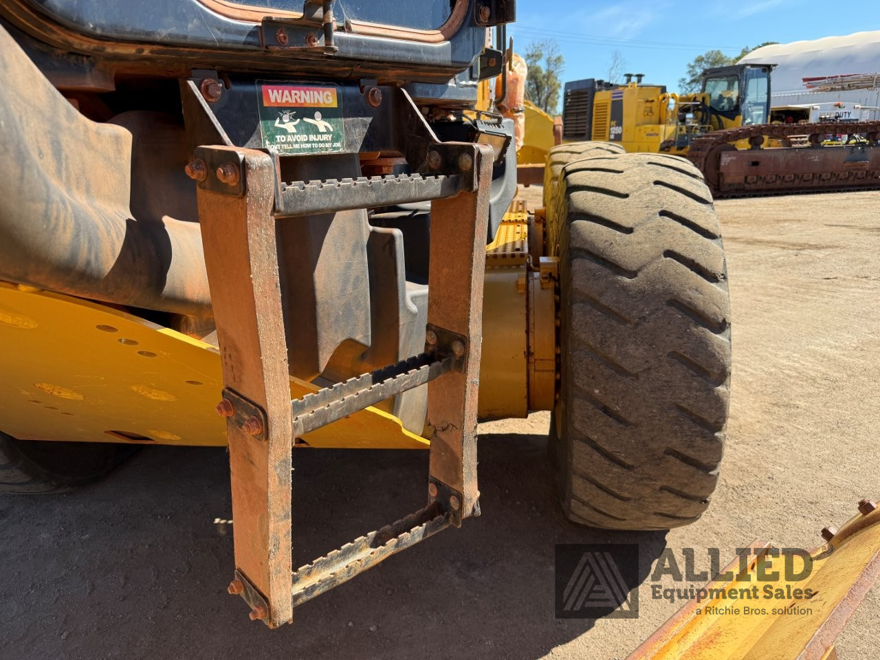 2015 CATERPILLAR 160M MOTOR GRADER