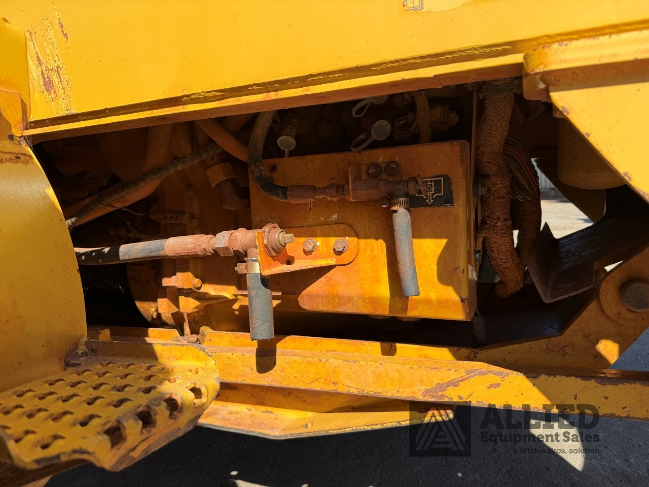 2015 CATERPILLAR 160M MOTOR GRADER