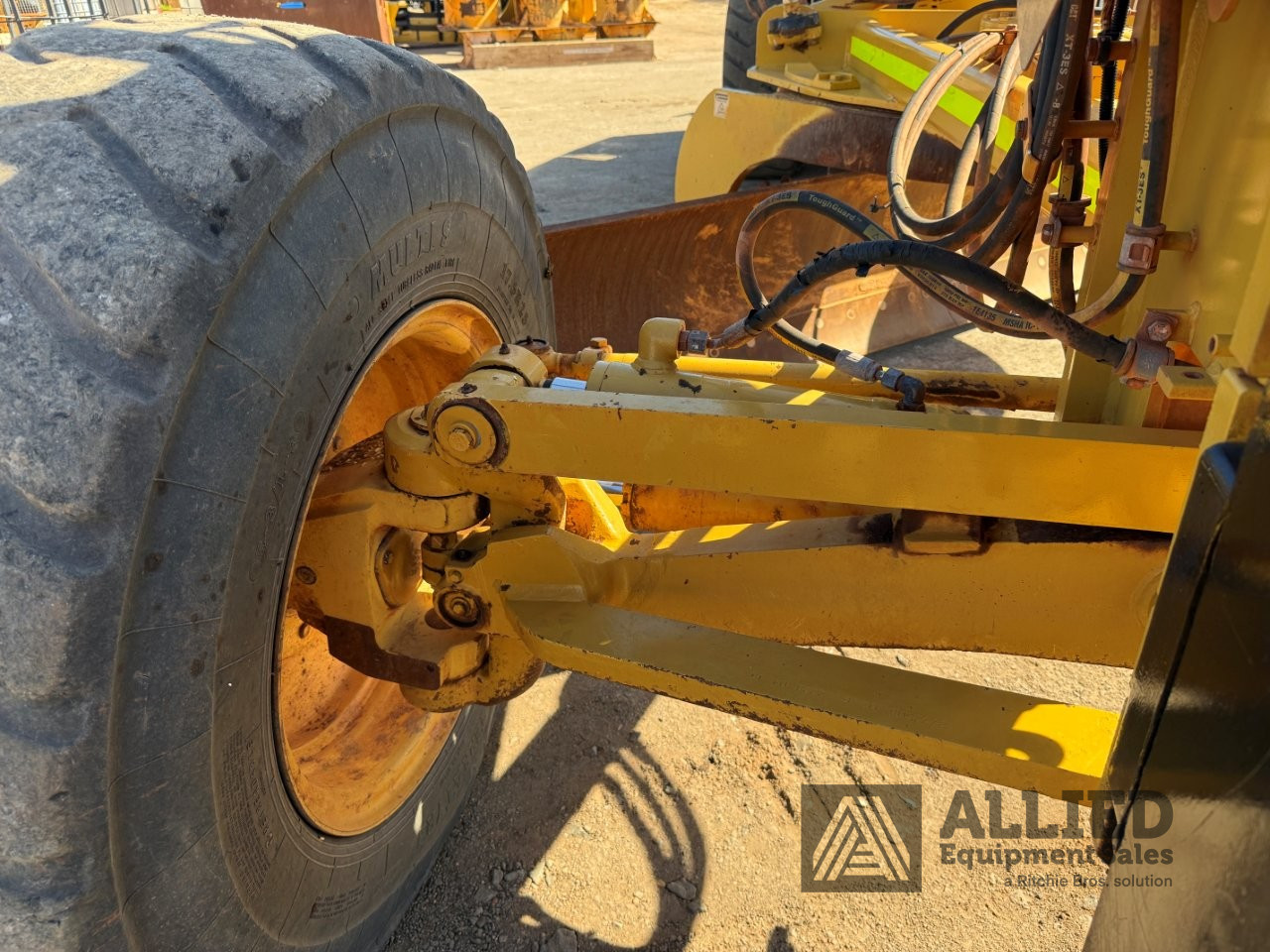 2015 CATERPILLAR 160M MOTOR GRADER