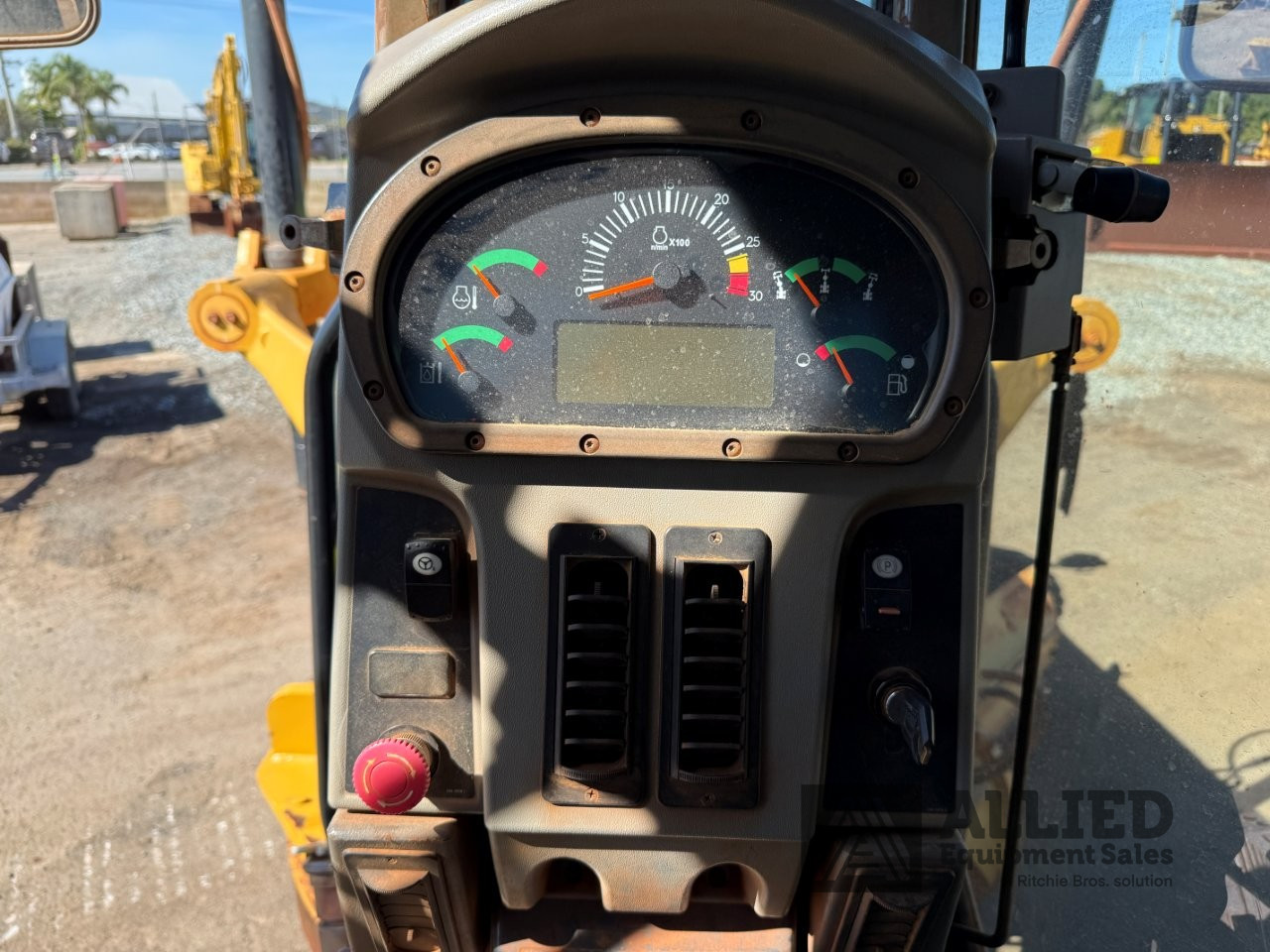 2015 CATERPILLAR 160M MOTOR GRADER