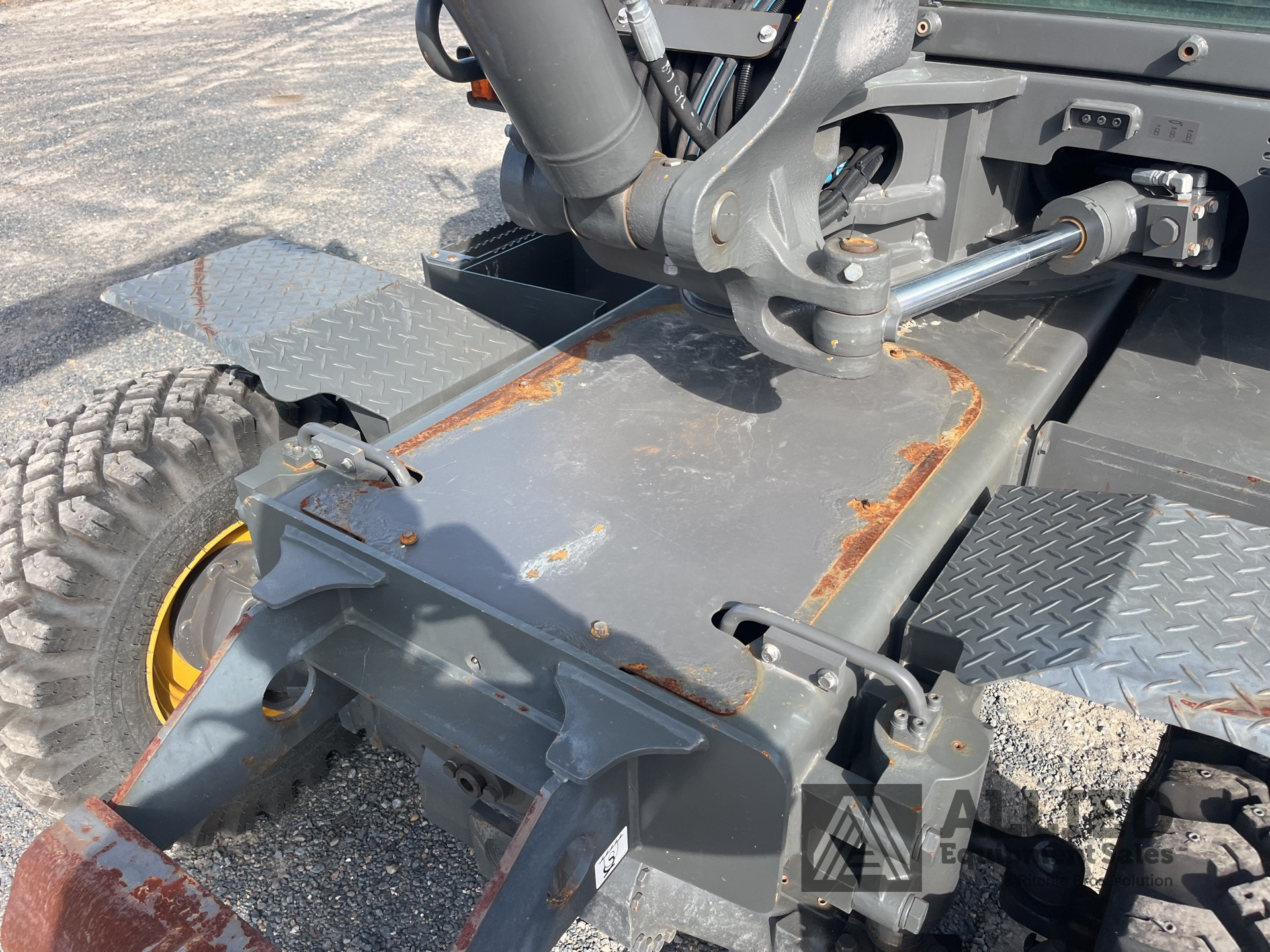 2021 VOLVO EW60E WHEEL EXCAVATOR