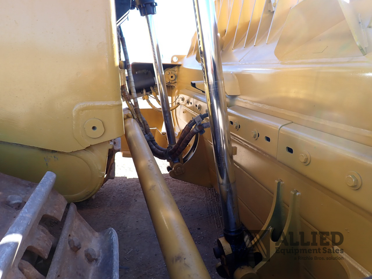 2020 CATERPILLAR D10T2 DOZER (TRACK TYPE TRACTOR)