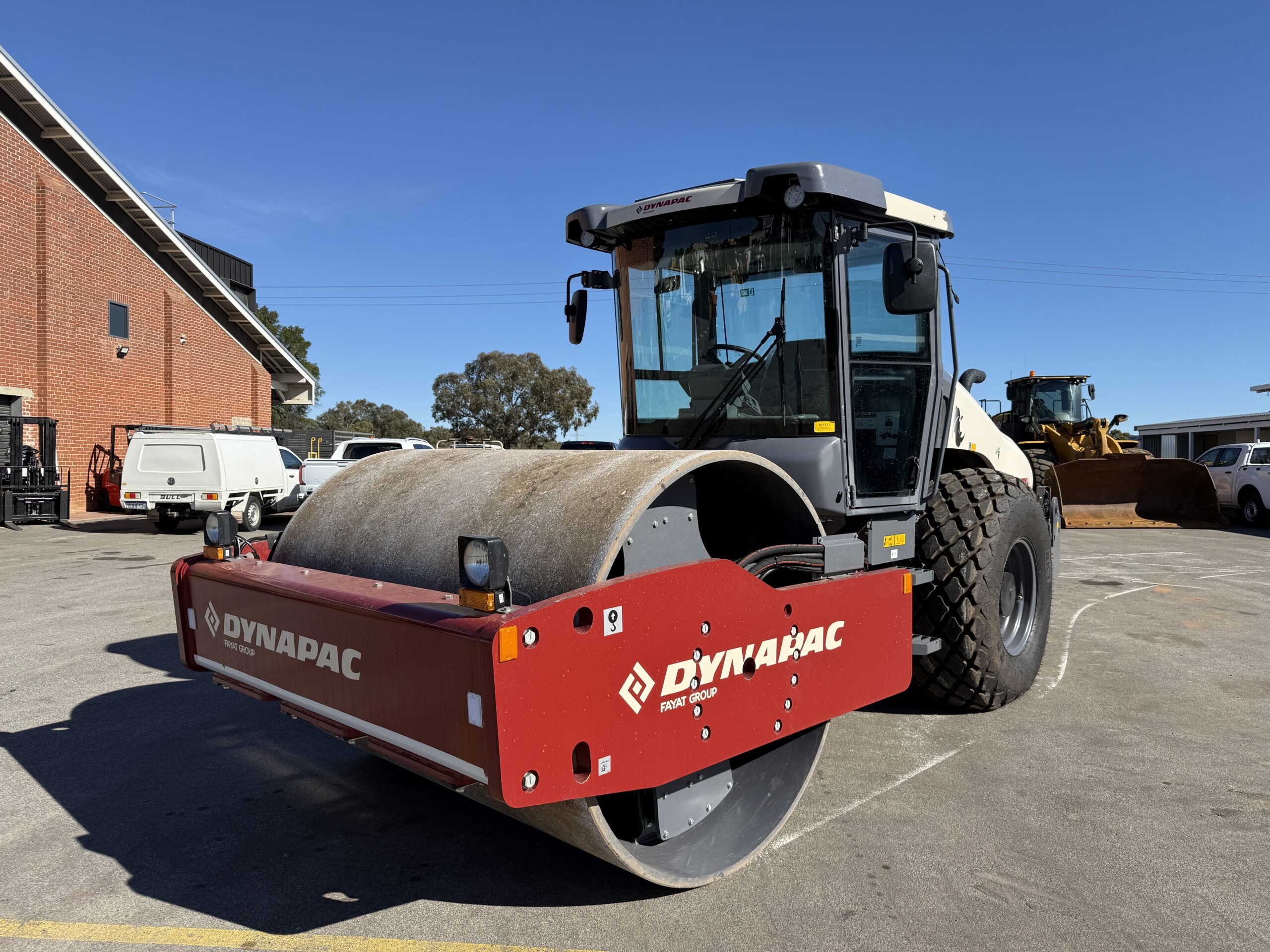2026 DYNAPAC CA405D SINGLE DRUM VIBRATORY ROLLER