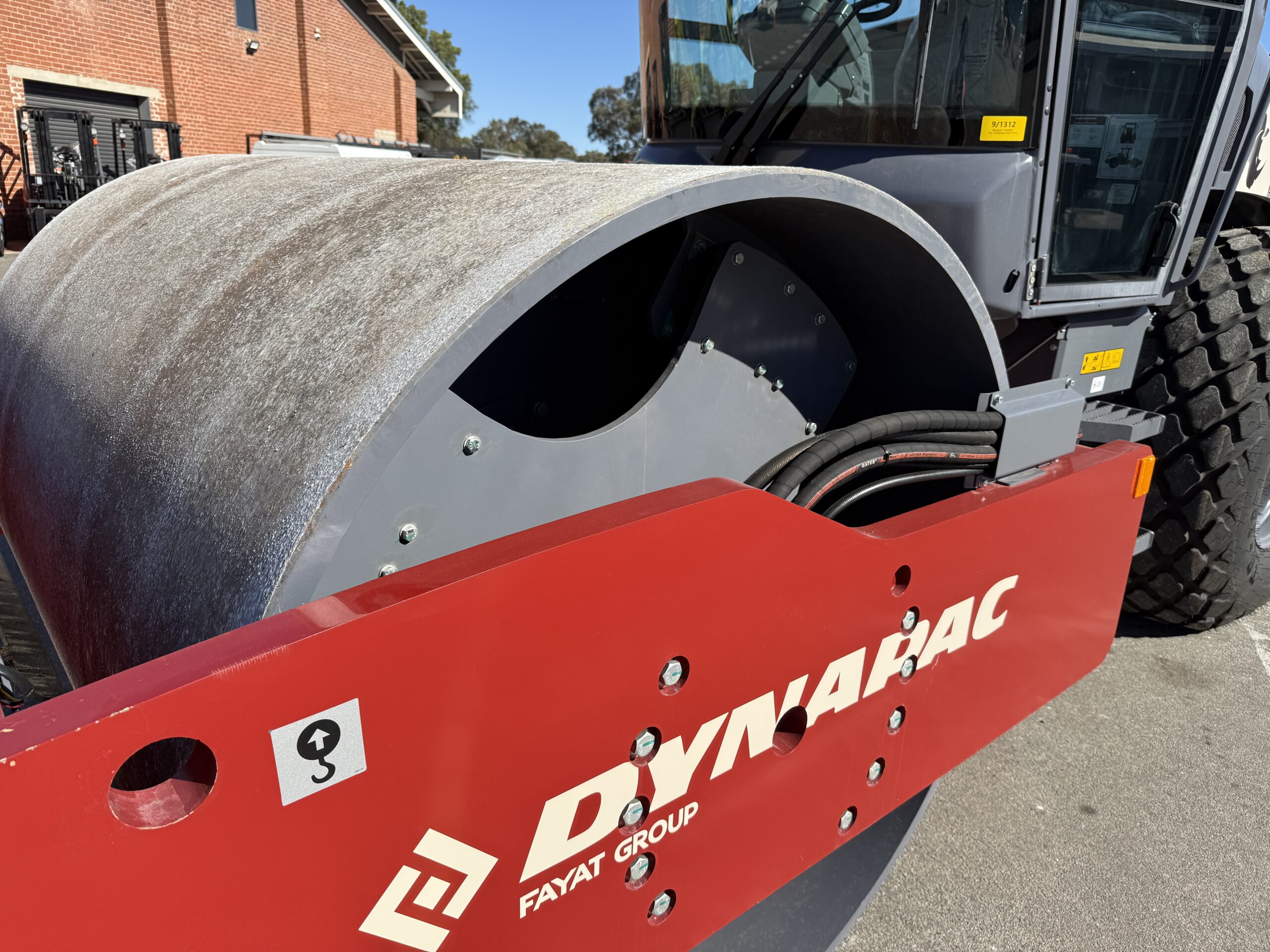 2026 DYNAPAC CA405D SINGLE DRUM VIBRATORY ROLLER