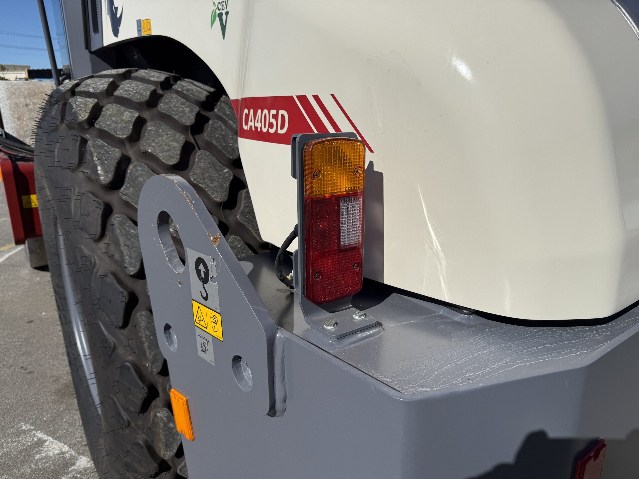 2026 DYNAPAC CA405D SINGLE DRUM VIBRATORY ROLLER