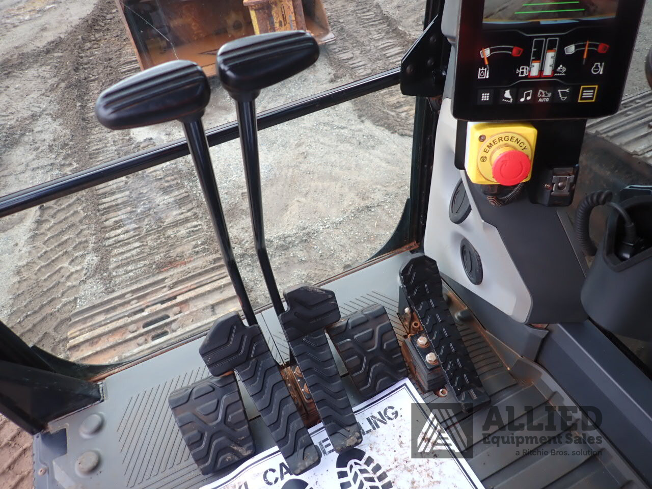 2018 CATERPILLAR 320 HYDRAULIC EXCAVATOR