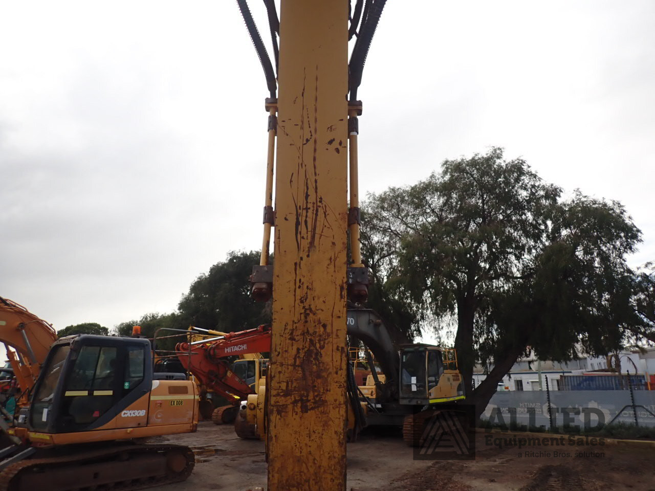 2018 CATERPILLAR 320 HYDRAULIC EXCAVATOR