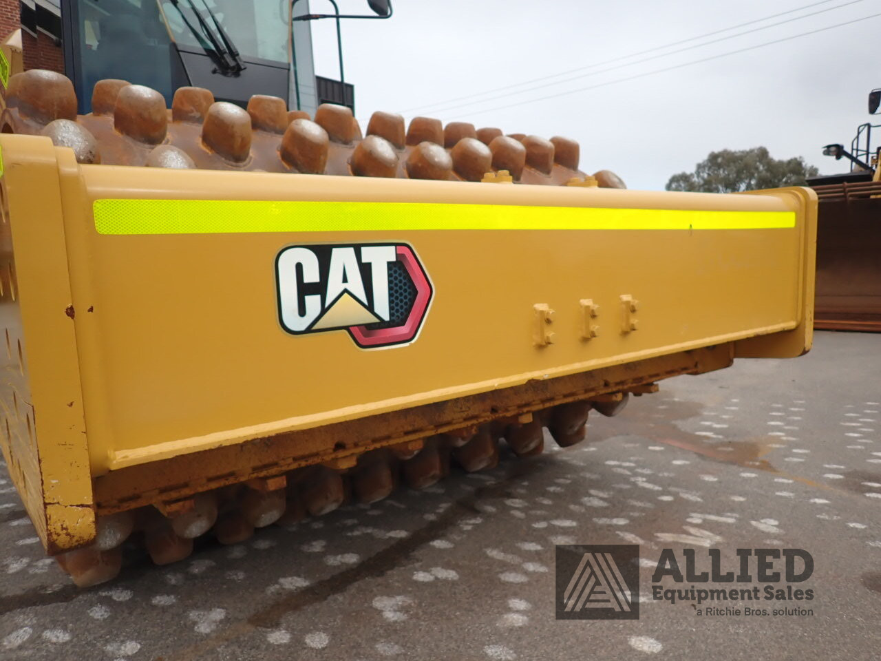 2022 CATERPILLAR CP74B PADFOOT ROLLER