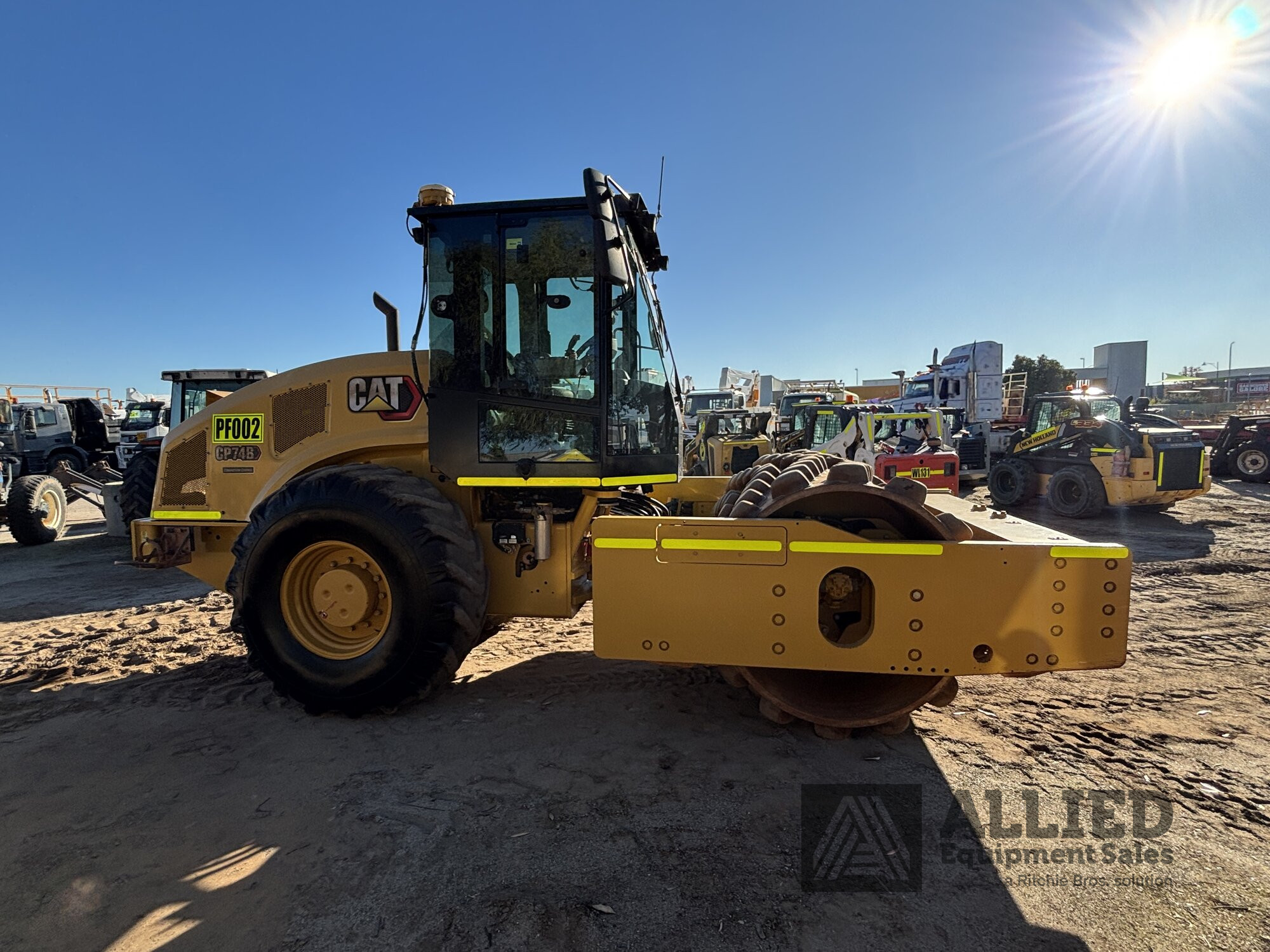 2021 CATERPILLAR CP74B PADFOOT ROLLER