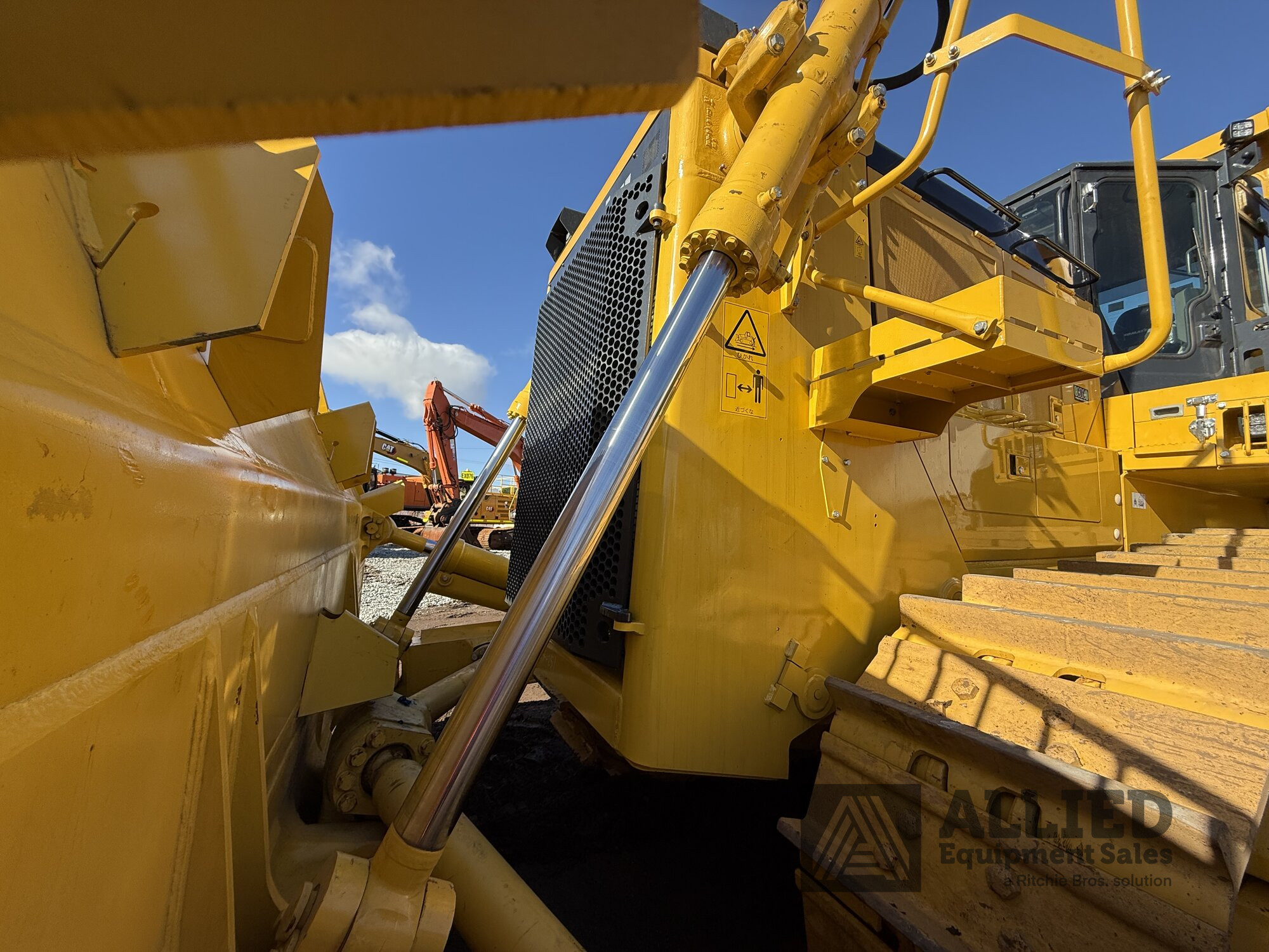 2024 KOMATSU D375A-6 TRACK TYPE TRACTOR (DOZER)